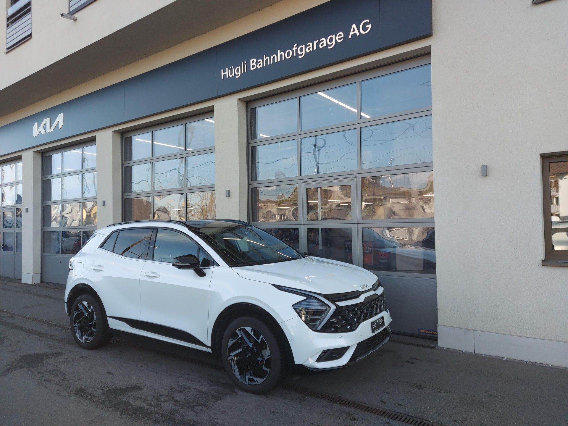 KIA Sportage 1.6 T-GDi PHEV GT-Line-image-0