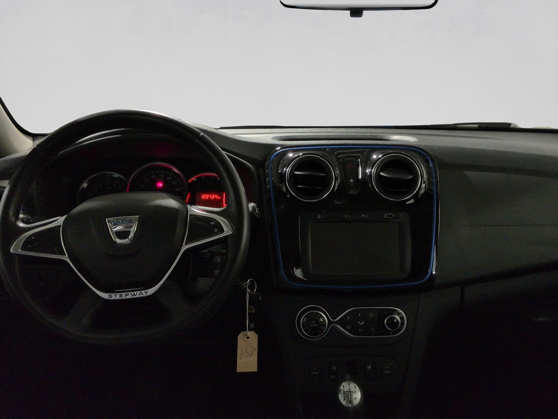DACIA Sandero TCe 90 Celebration-image-13
