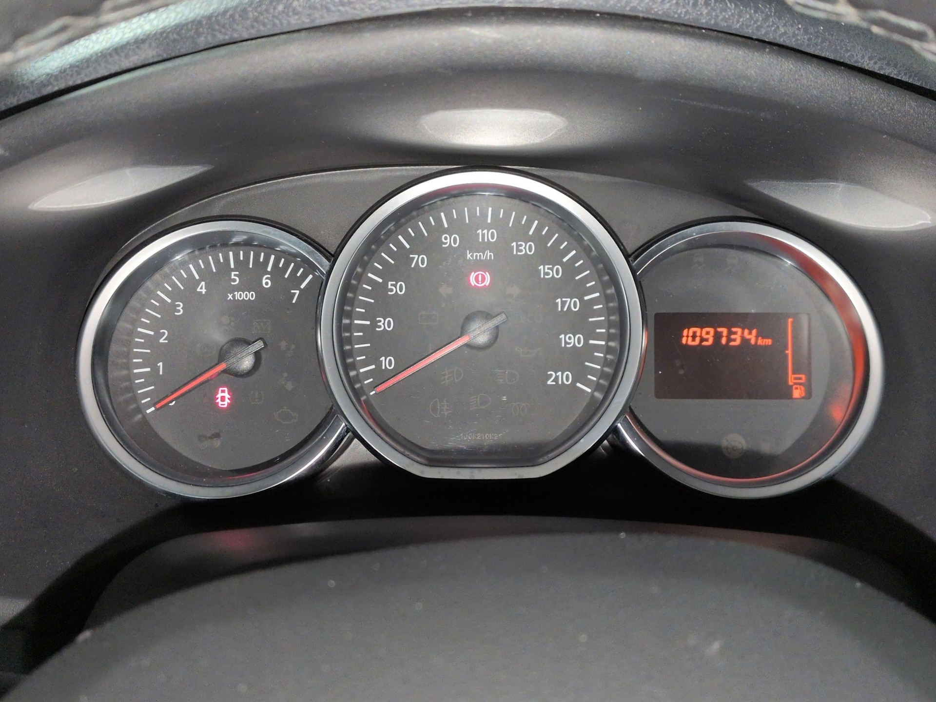 DACIA Sandero TCe 90 Celebration-image-10