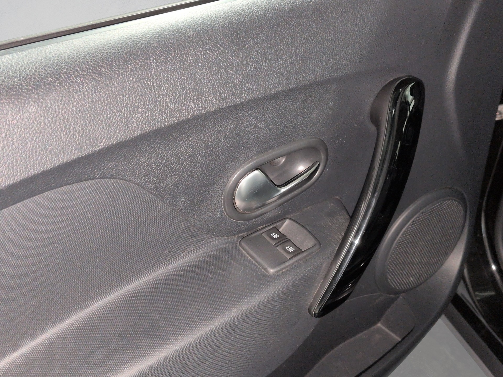 DACIA Sandero TCe 90 Celebration-image-18