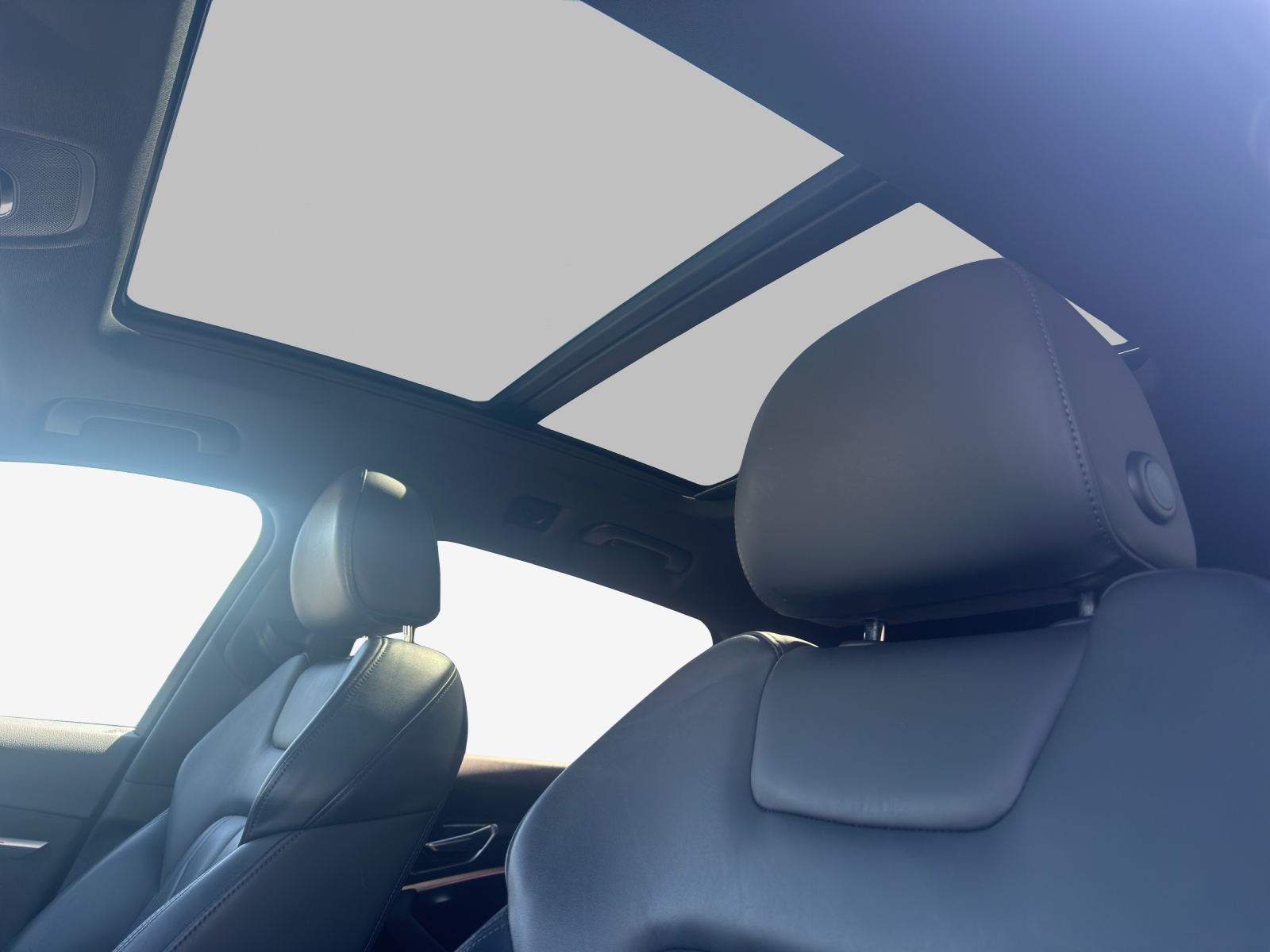 AUDI e-tron 55 Advanced quattro-image-14