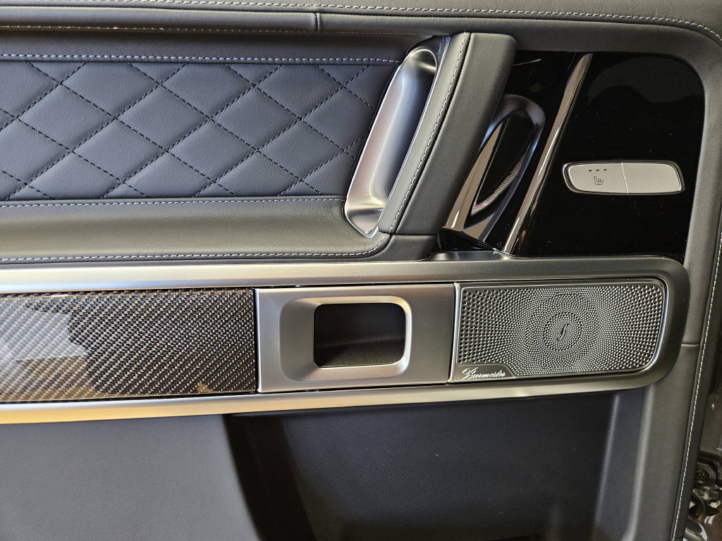 MERCEDES-BENZ G 63 AMG-image-13