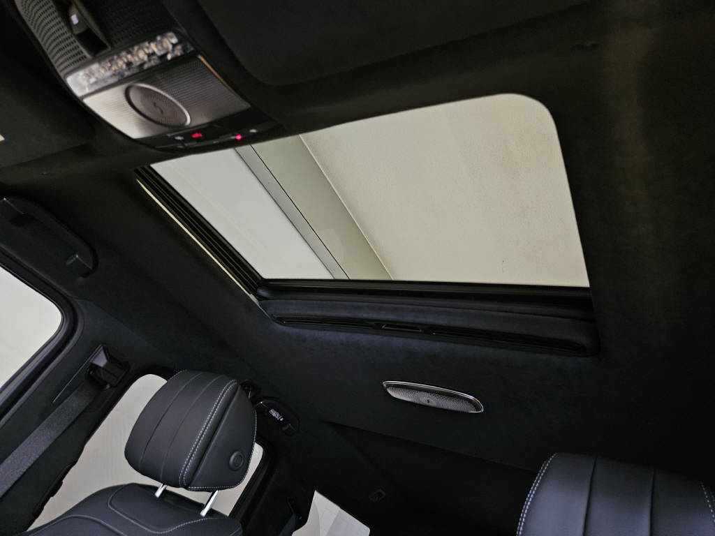 MERCEDES-BENZ G 63 AMG-image-4