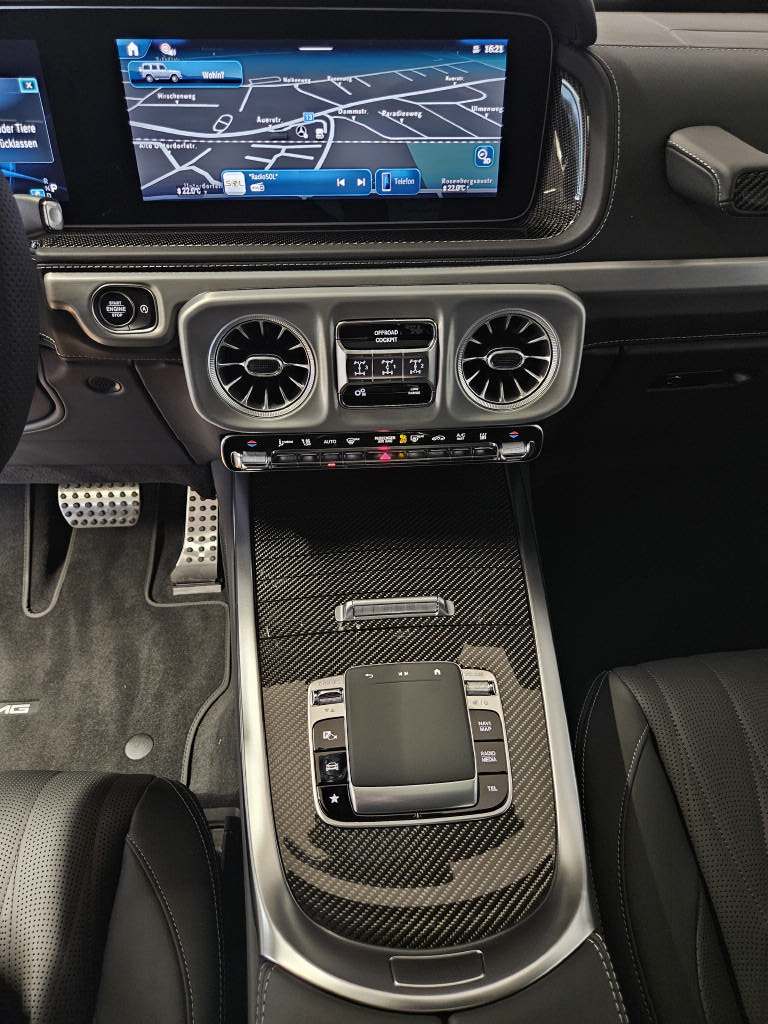 MERCEDES-BENZ G 63 AMG-image-10