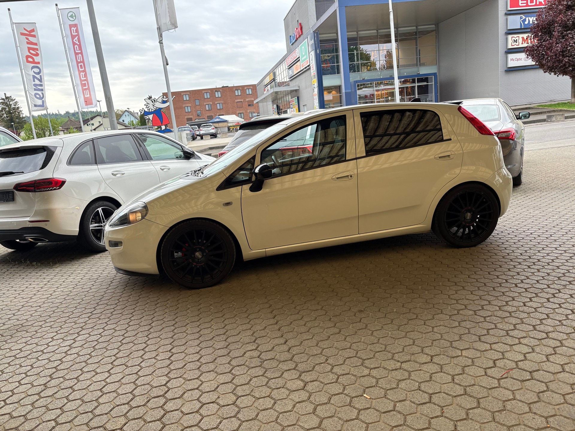 FIAT Punto 1.4 Pop Star-image-0