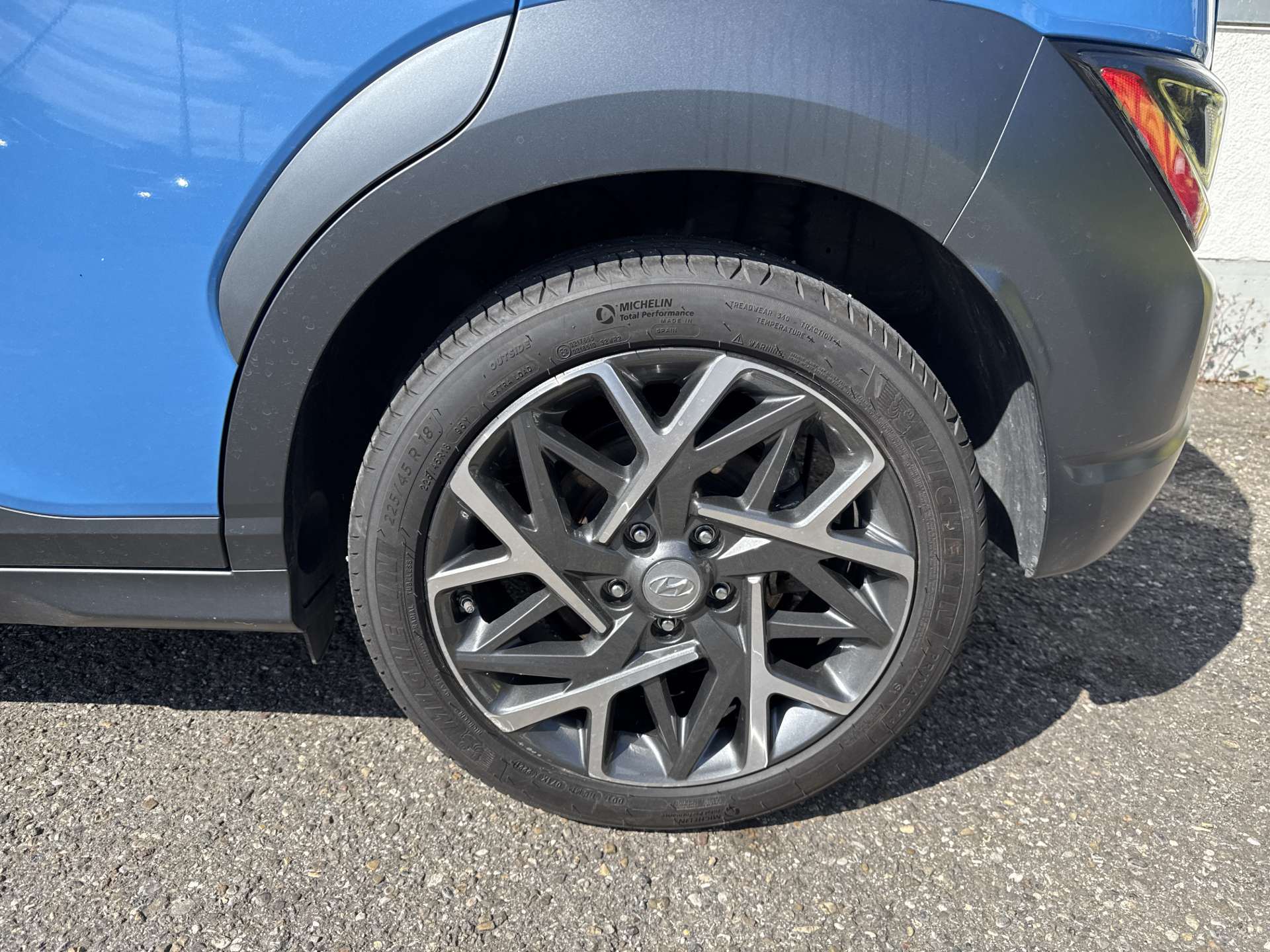 HYUNDAI Kona 1.6 GDi HEV Vertex DCT-Automat-image-9