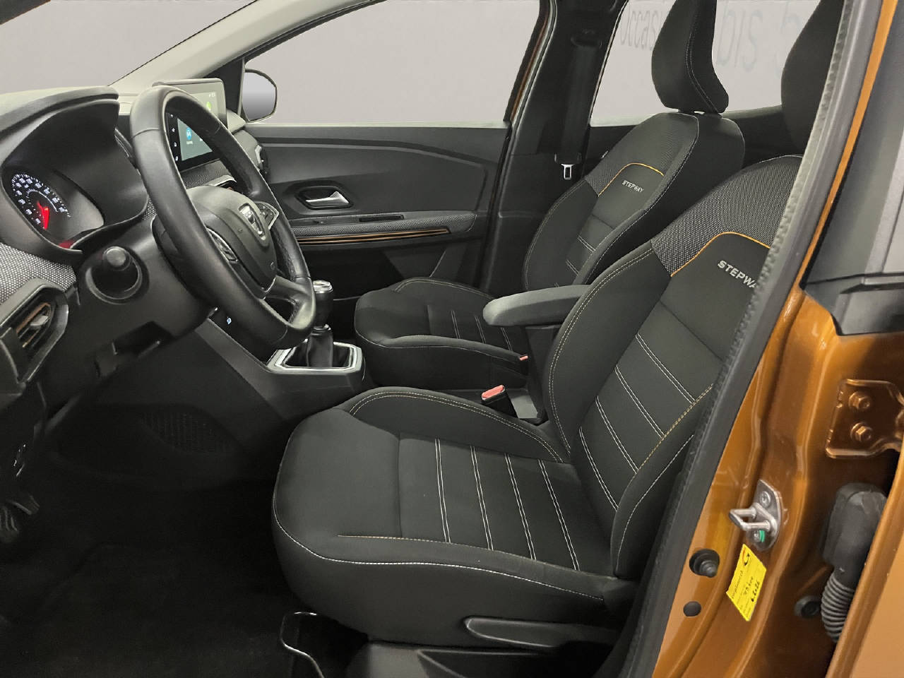 DACIA Sandero 1.0 TCe Stepway Comfort-image-4