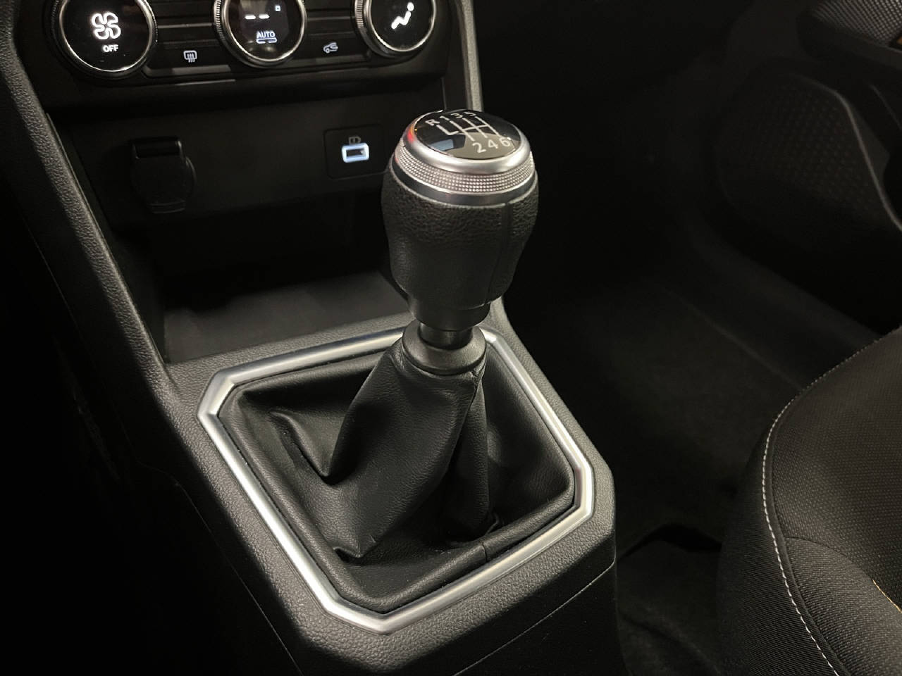 DACIA Sandero 1.0 TCe Stepway Comfort-image-8