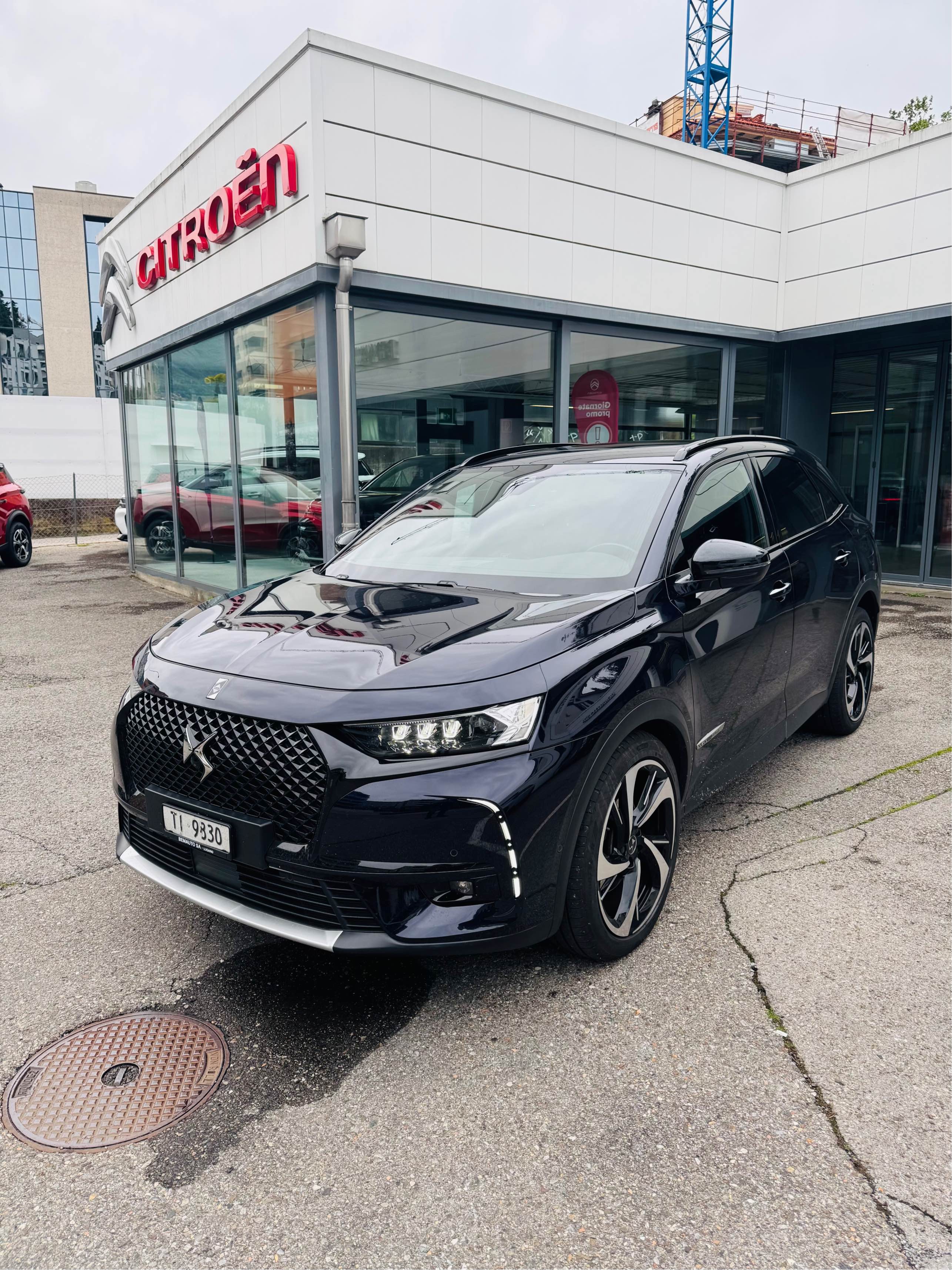 Car photo
