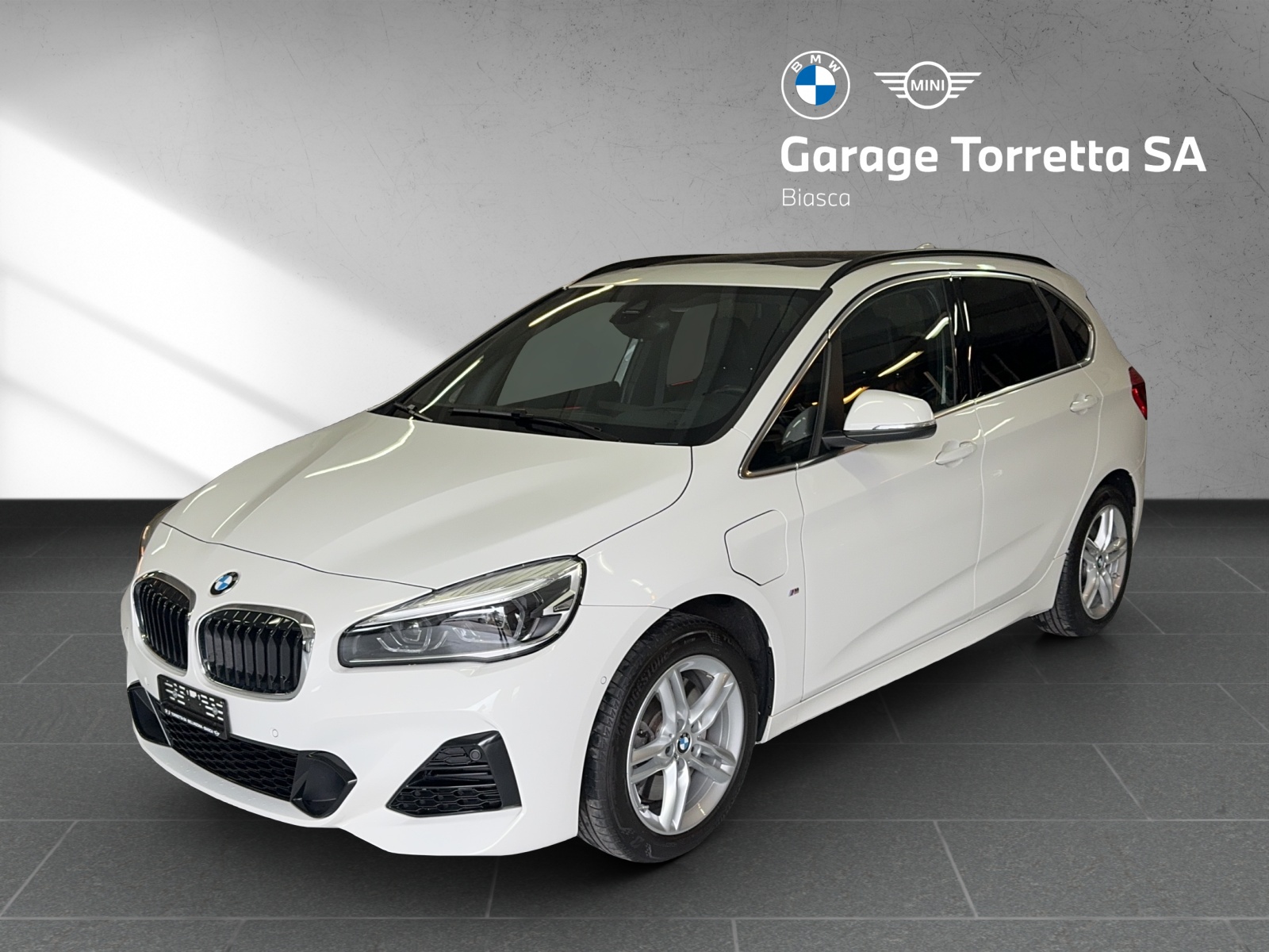 BMW 225xe iPerformance Active Tourer M Sport Steptronic-image-0