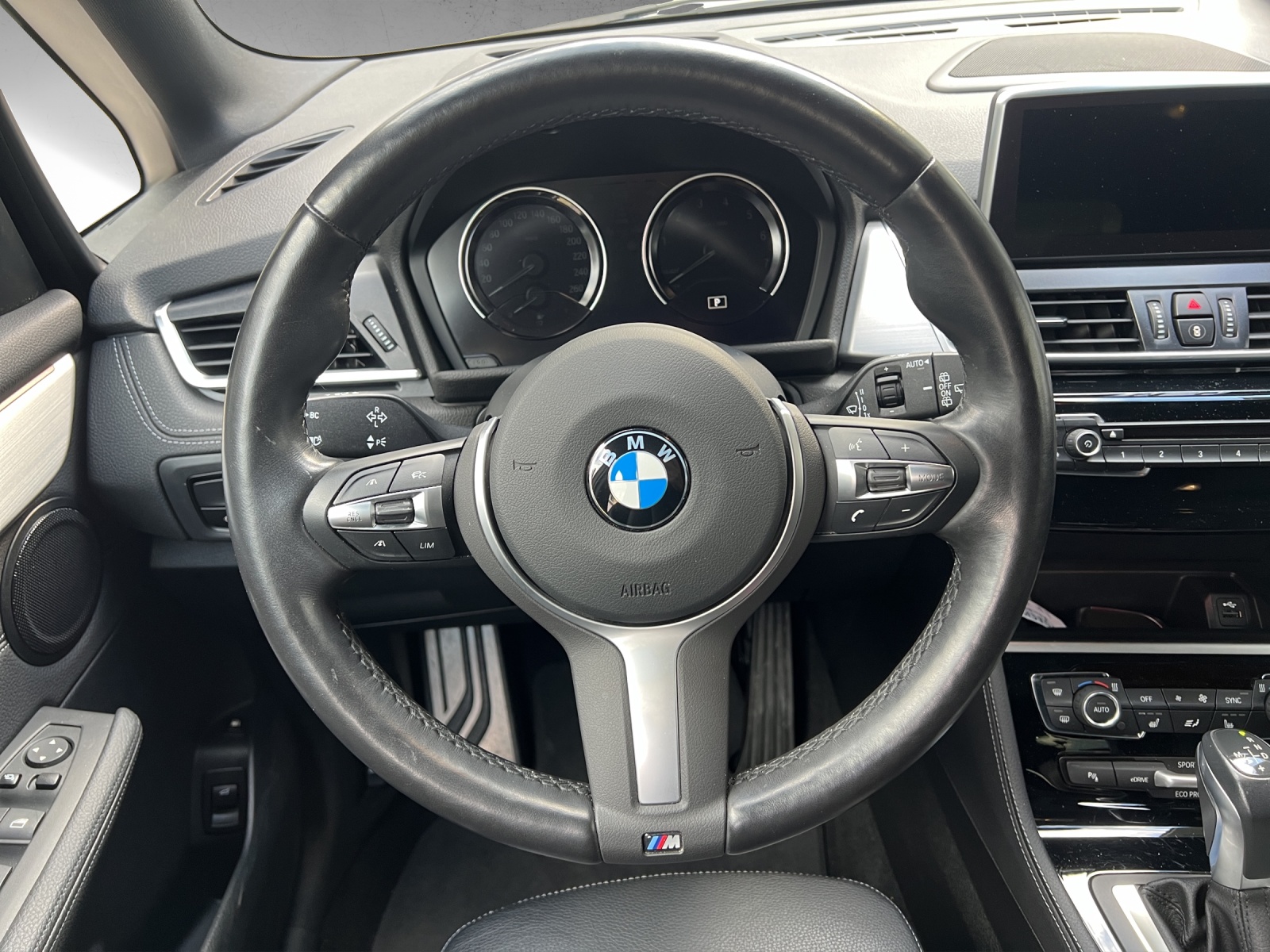 BMW 225xe iPerformance Active Tourer M Sport Steptronic-image-12