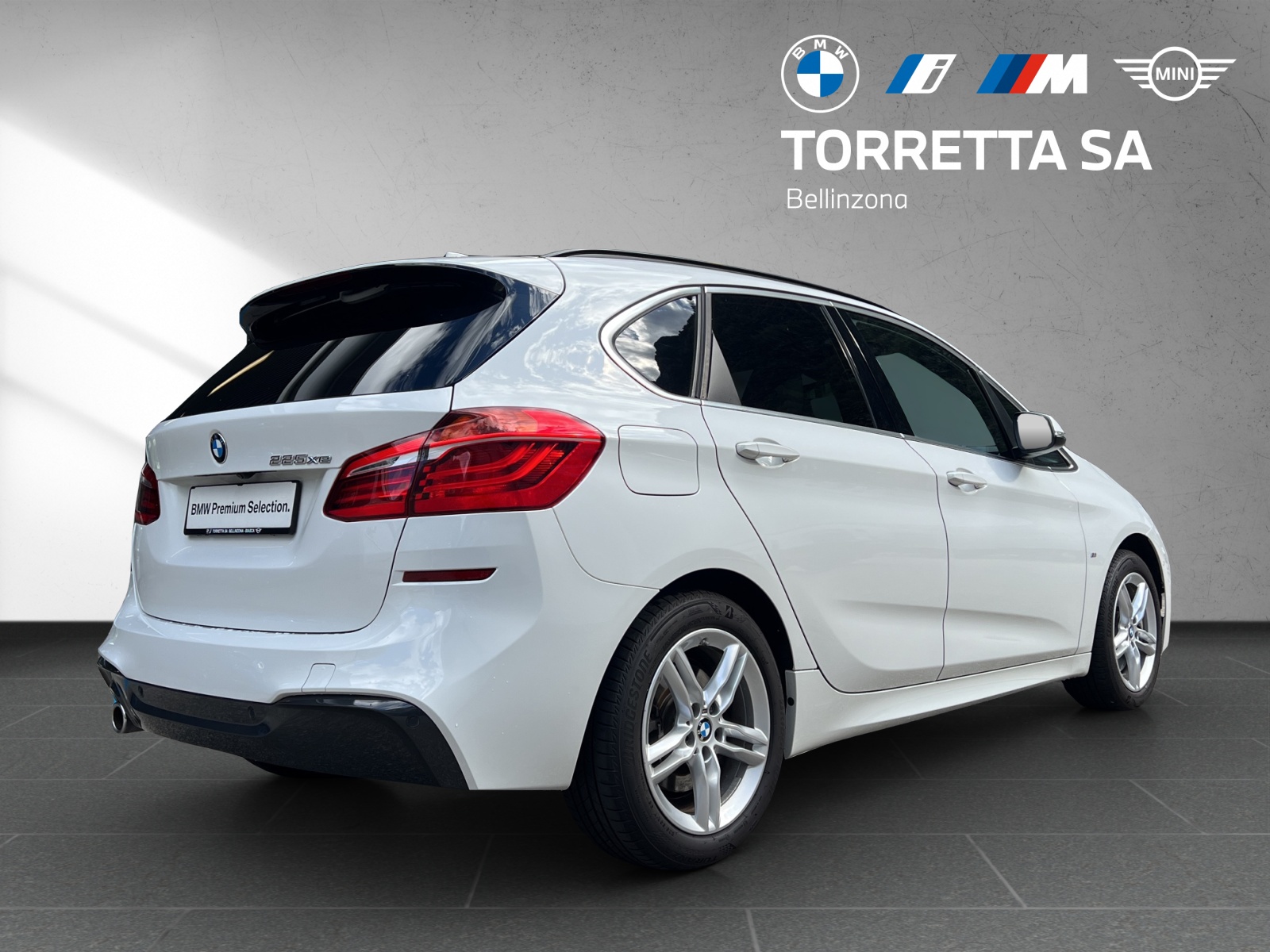 BMW 225xe iPerformance Active Tourer M Sport Steptronic-image-4