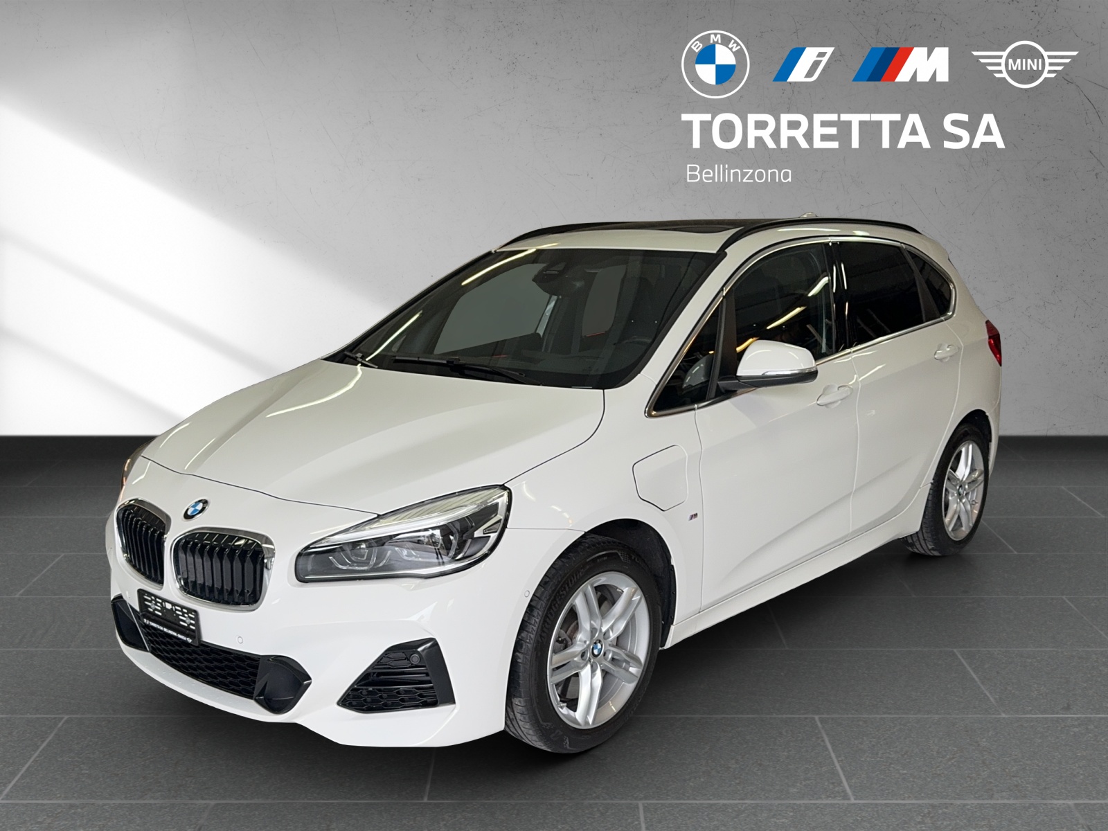 BMW 225xe iPerformance Active Tourer M Sport Steptronic-image-0