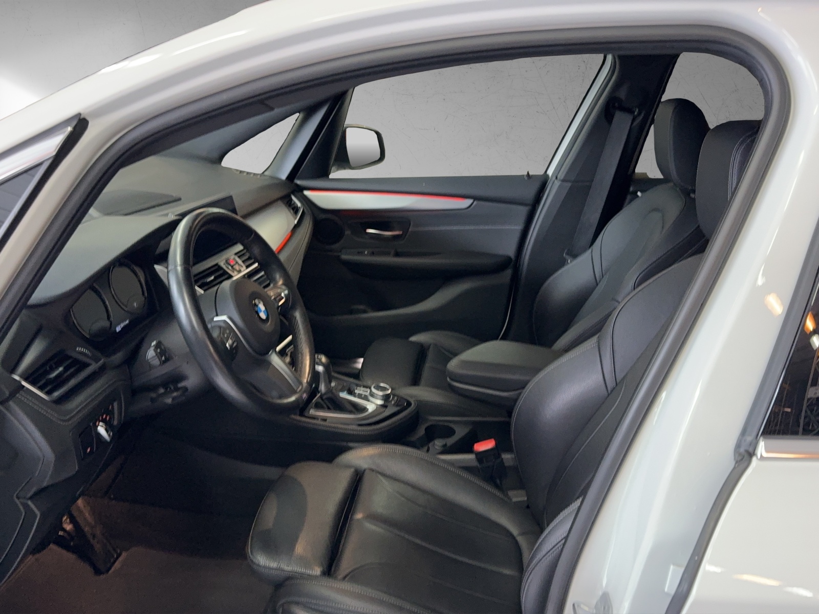 BMW 225xe iPerformance Active Tourer M Sport Steptronic-image-15