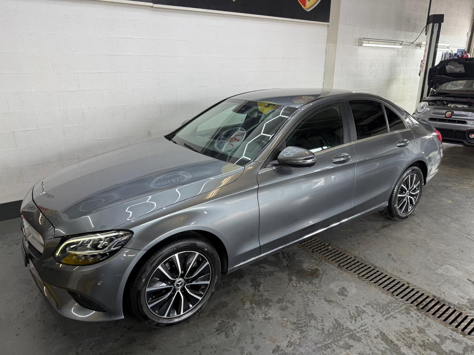 MERCEDES-BENZ C 220 d Avantgarde 4Matic 9G-Tronic-image-3