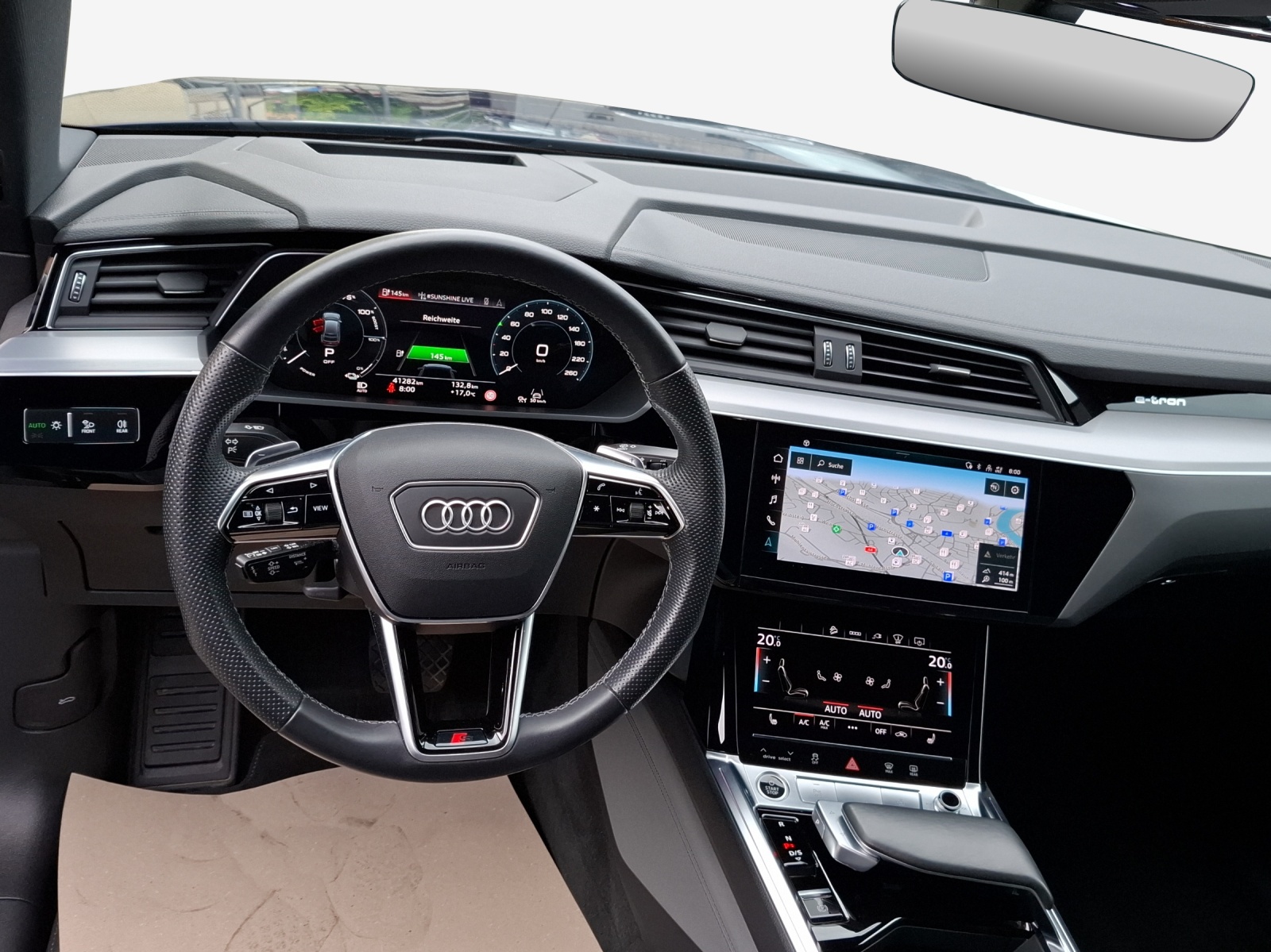 AUDI e-tron 55 Sportback S Line quattro-image-9