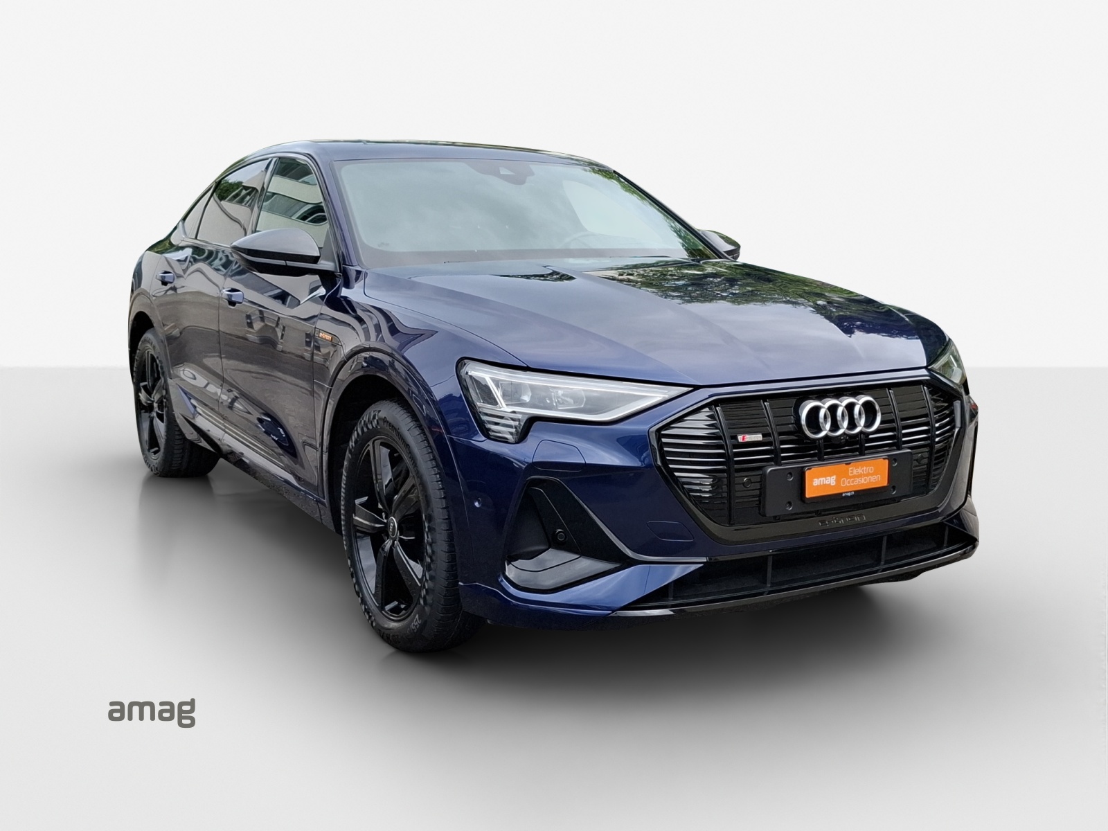 AUDI e-tron 55 Sportback S Line quattro-image-6