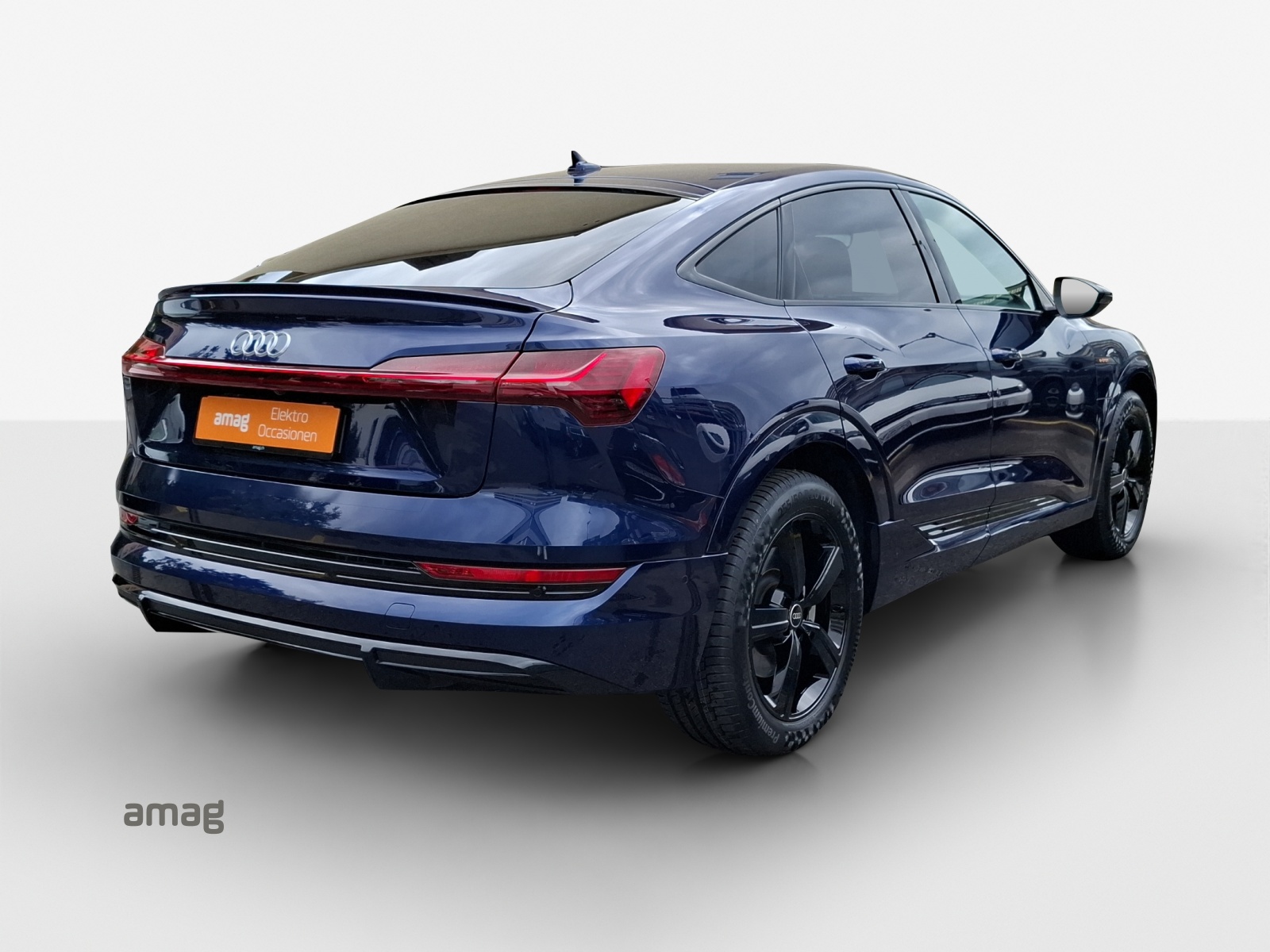 AUDI e-tron 55 Sportback S Line quattro-image-5