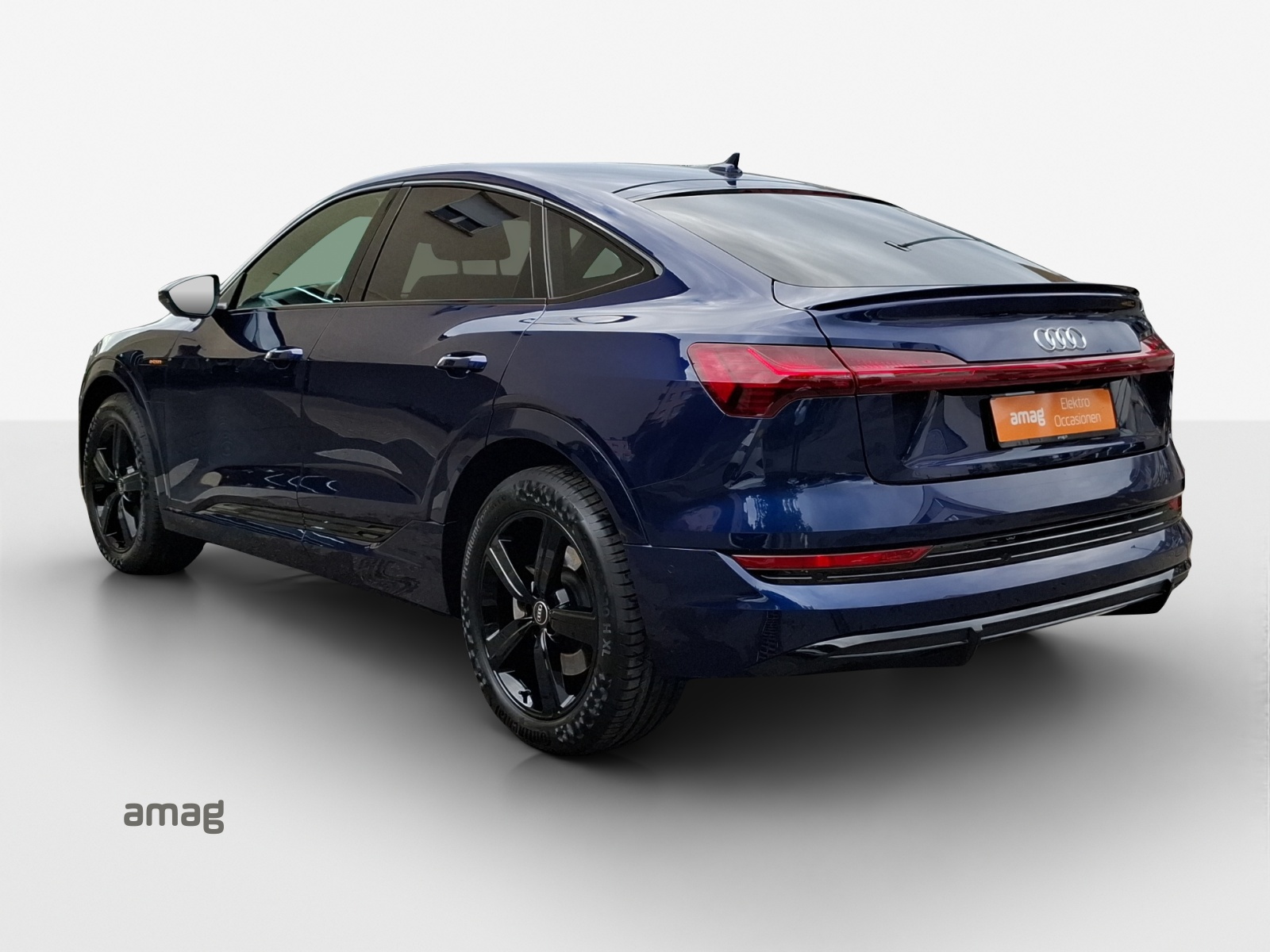 AUDI e-tron 55 Sportback S Line quattro-image-2