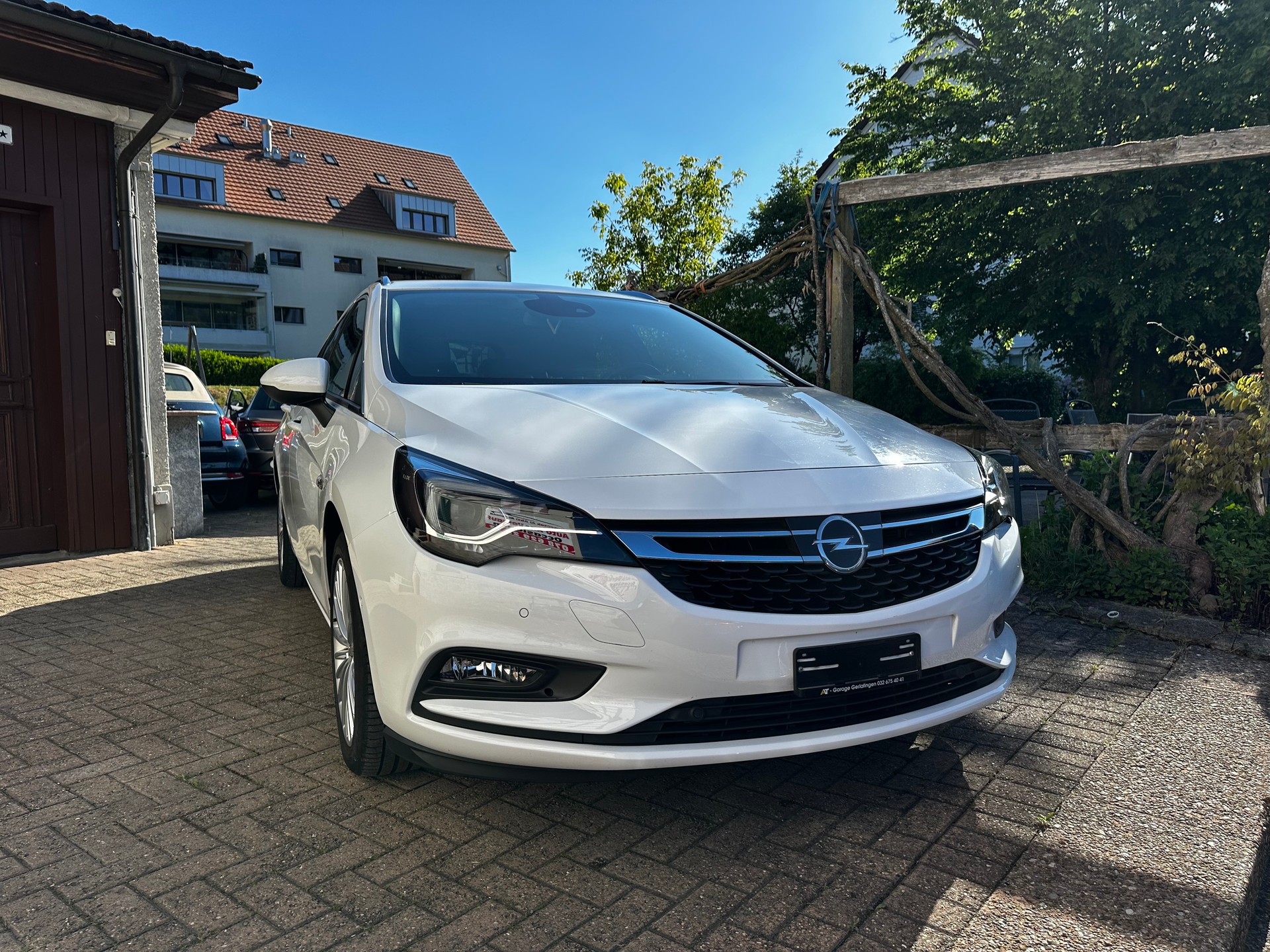 OPEL Astra Sports Tourer 1.6 CDTi ecoF Excellence Autom-image-1