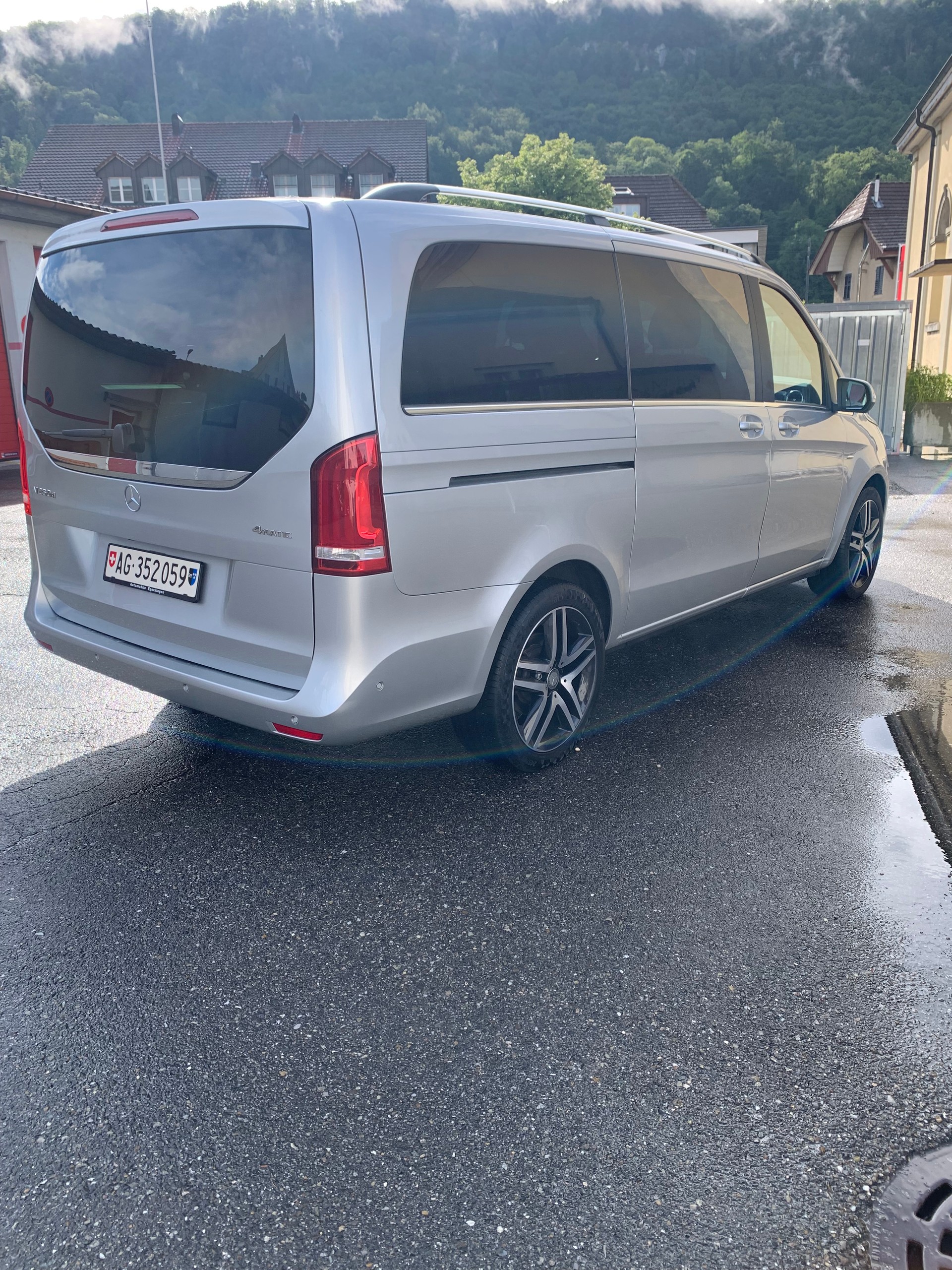 MERCEDES-BENZ V 250 d BlueTec Avant. lang 4m-image-1