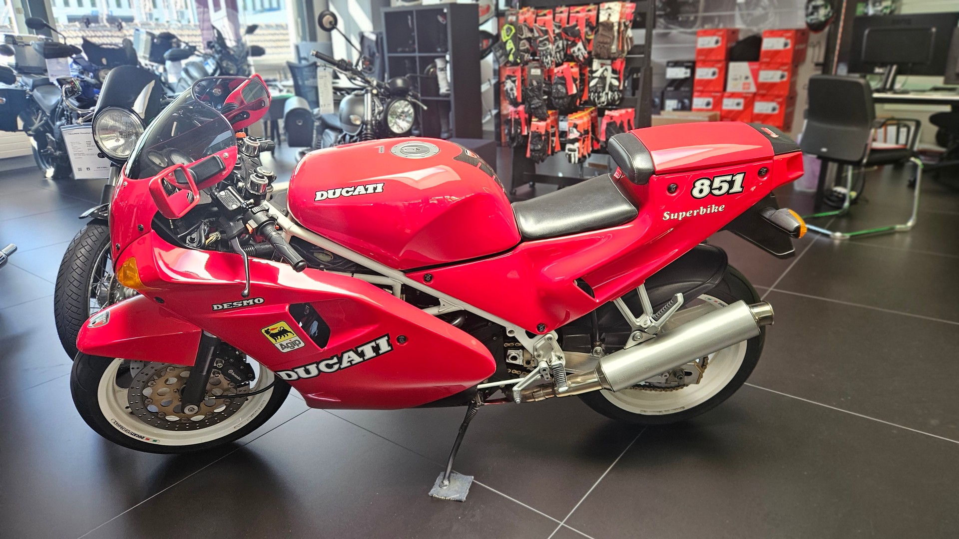 DUCATI 851 Superbike