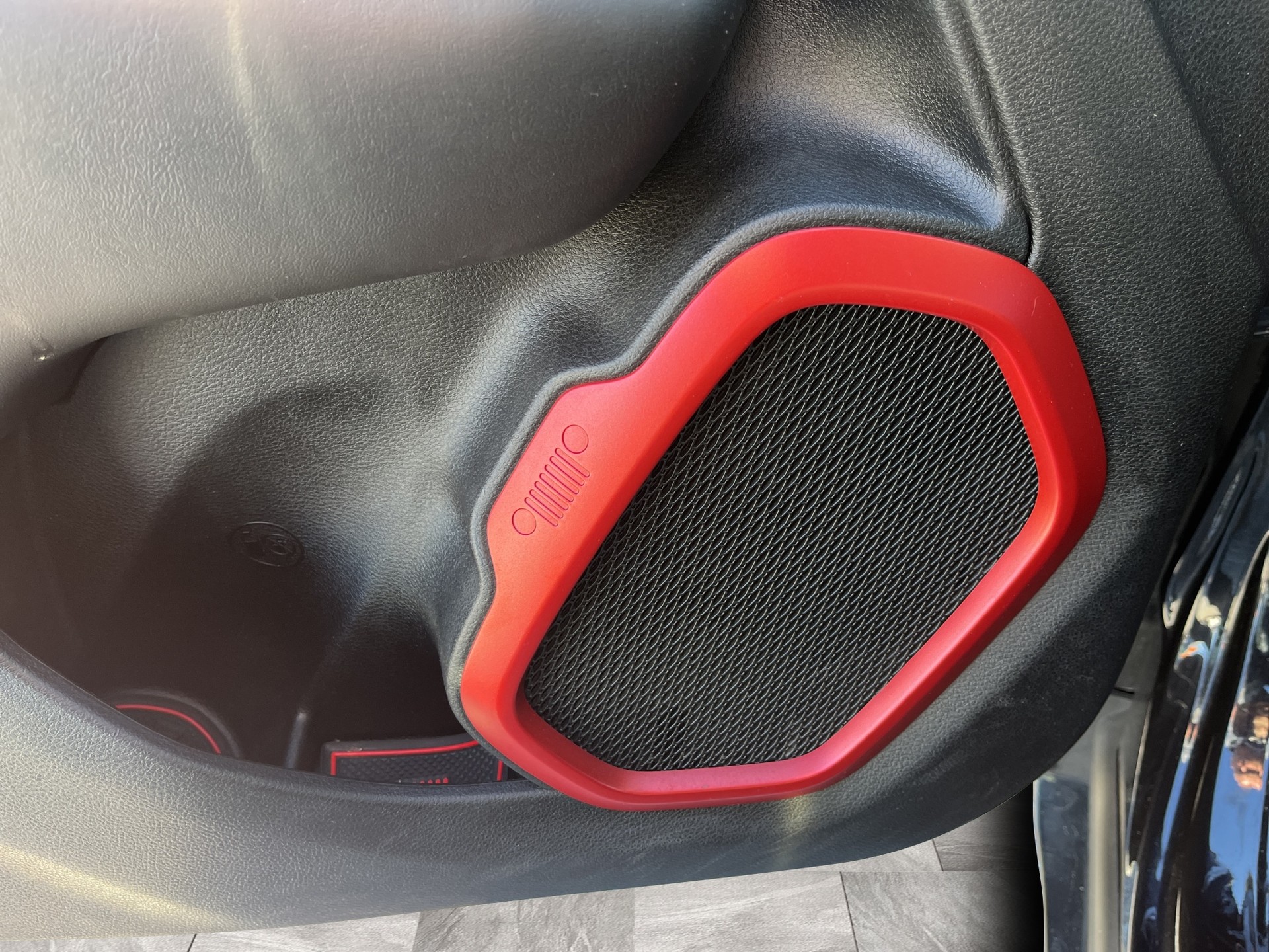 JEEP Renegade 2.0 CRD Trailhawk AWD + Low Range 9ATX-image-13