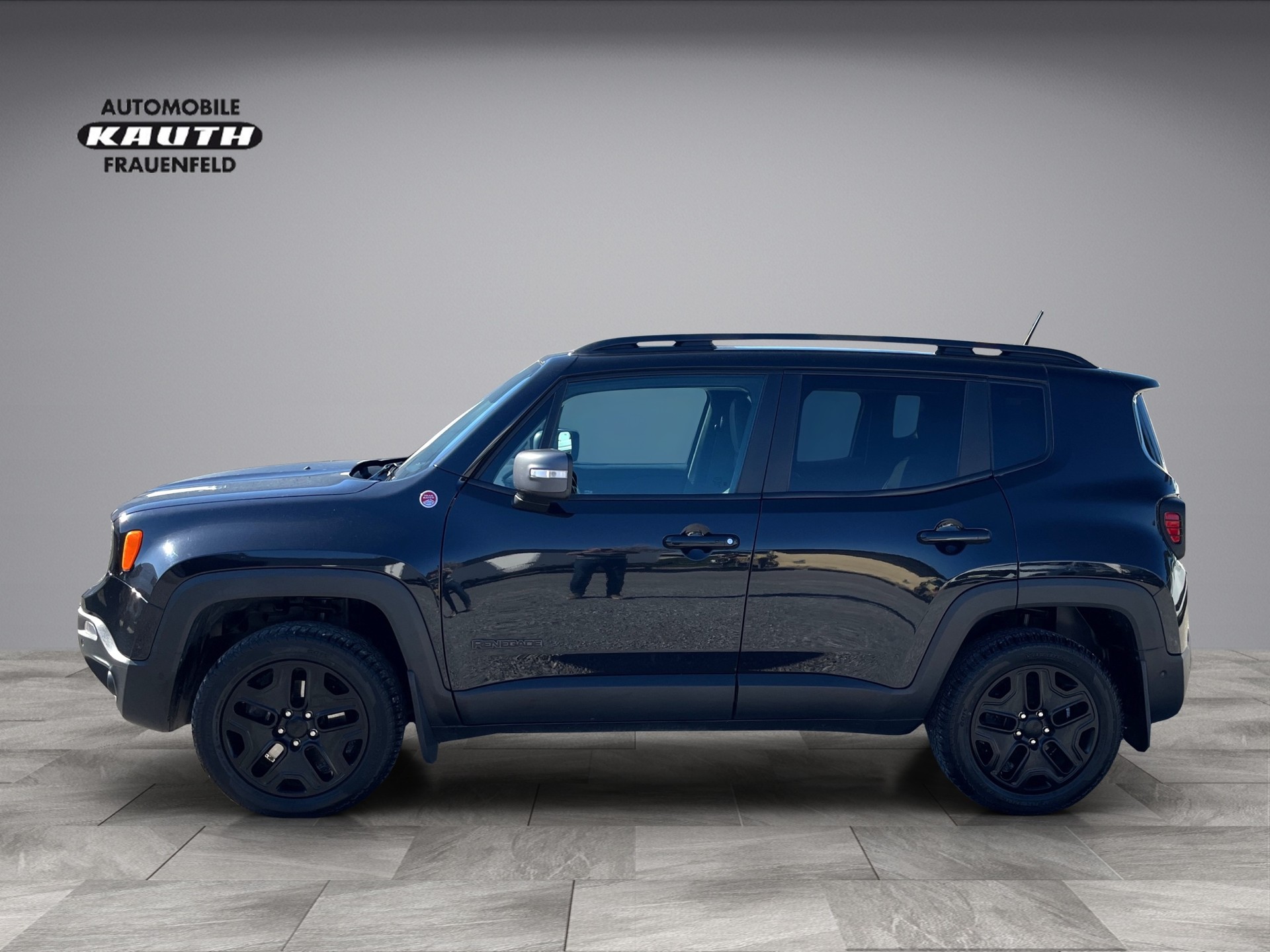 JEEP Renegade 2.0 CRD Trailhawk AWD + Low Range 9ATX-image-1