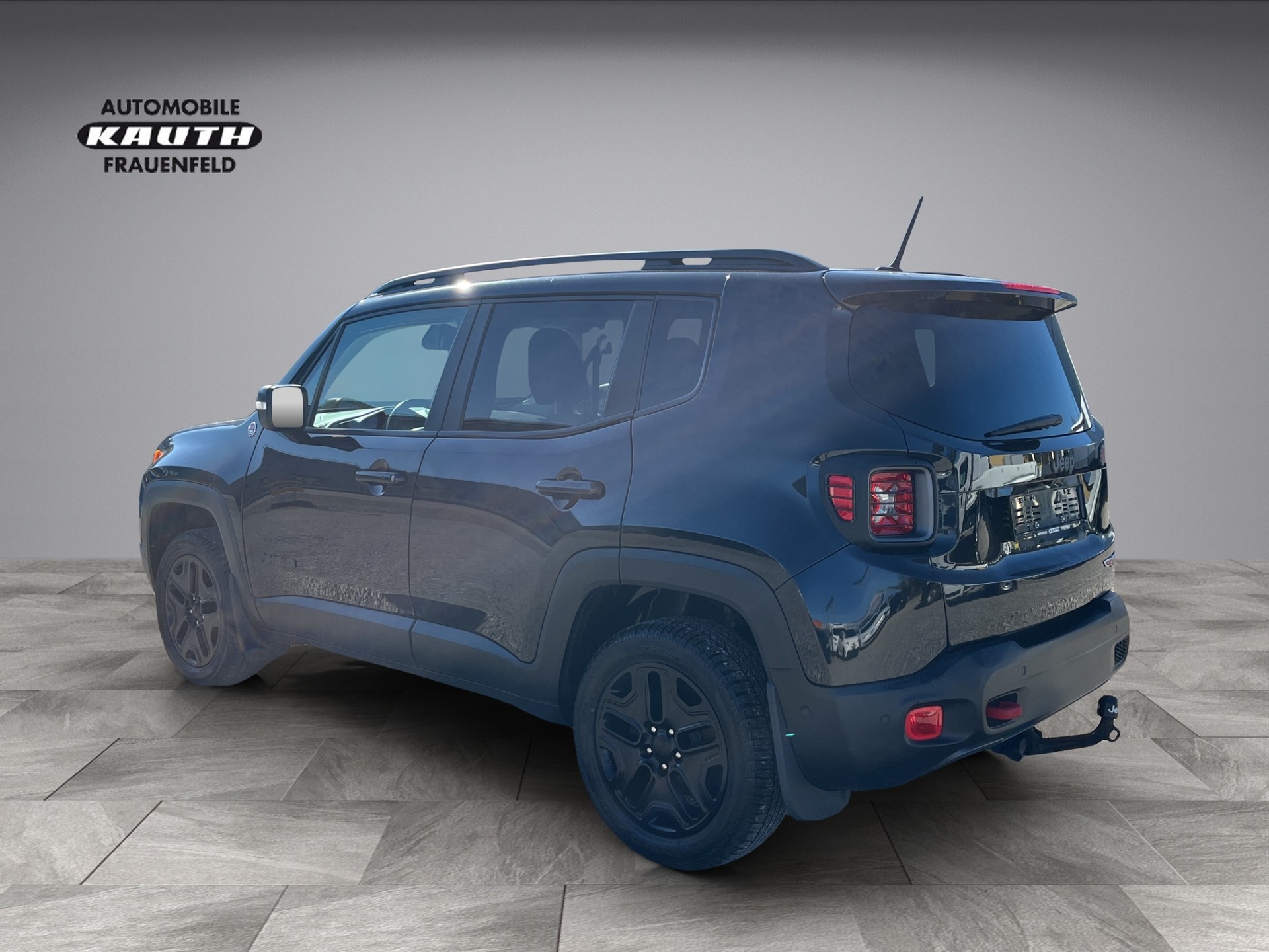 JEEP Renegade 2.0 CRD Trailhawk AWD + Low Range 9ATX-image-2