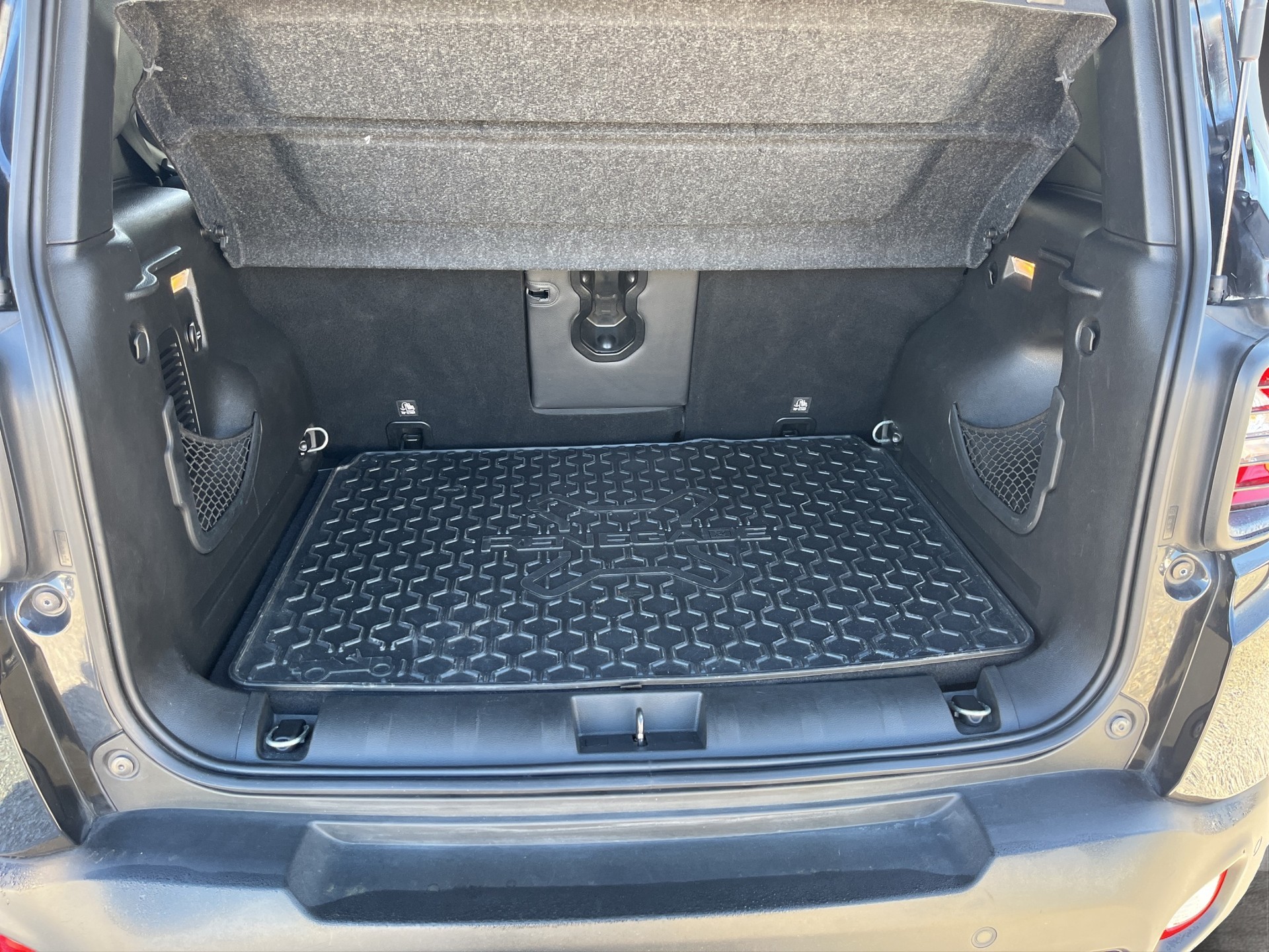 JEEP Renegade 2.0 CRD Trailhawk AWD + Low Range 9ATX-image-11