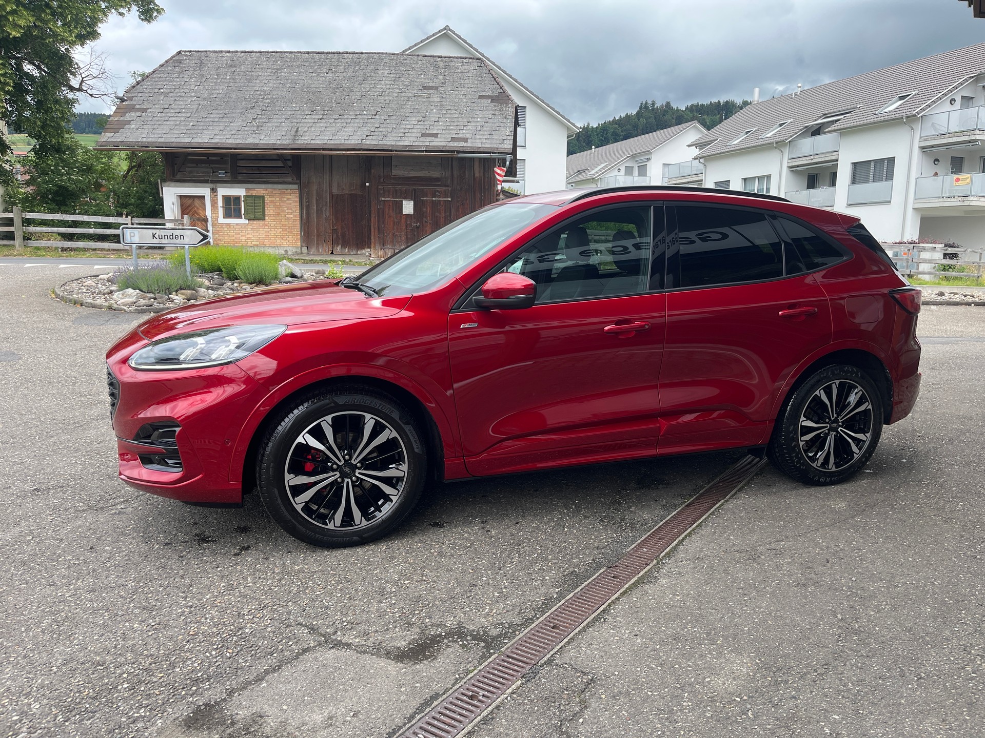 FORD Kuga 1.5 SCTi ST-Line X 2WD-image-2