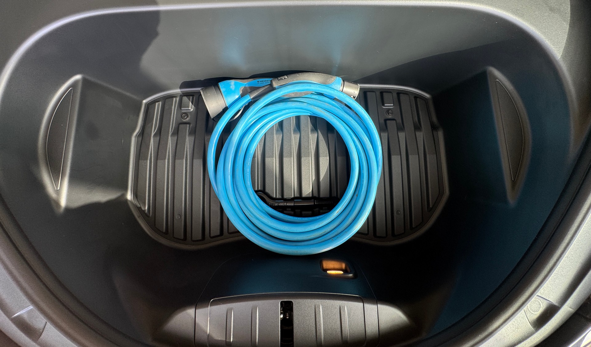 TESLA Model 3 Long Range Dual Motor AWD-image-11