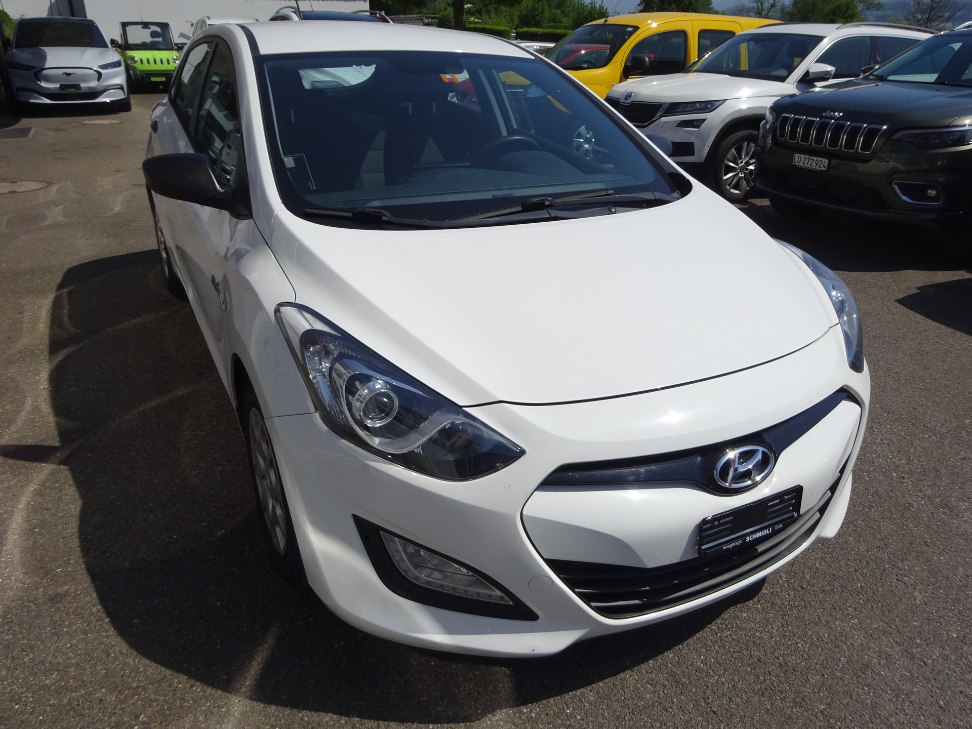 HYUNDAI i30 1.4 Comfort-image-3