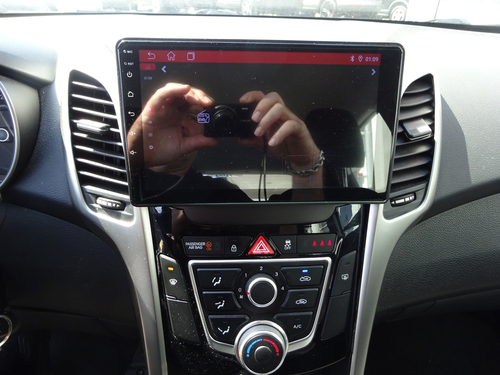 HYUNDAI i30 1.4 Comfort-image-10