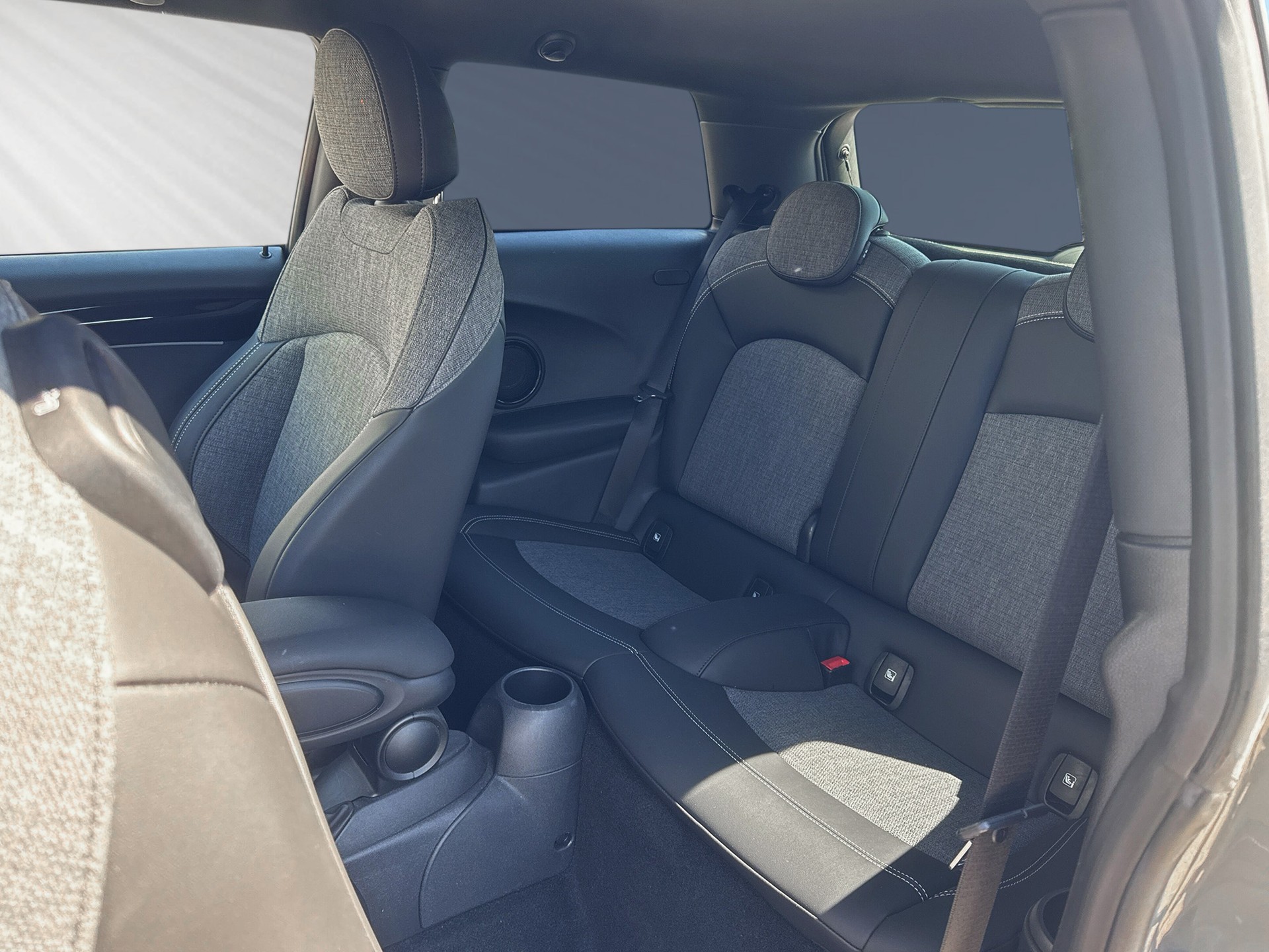 MINI Cooper Camden Edition Steptronic DKG-image-6