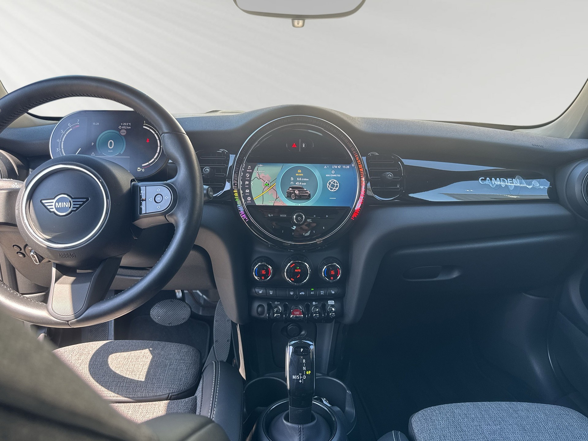 MINI Cooper Camden Edition Steptronic DKG-image-5