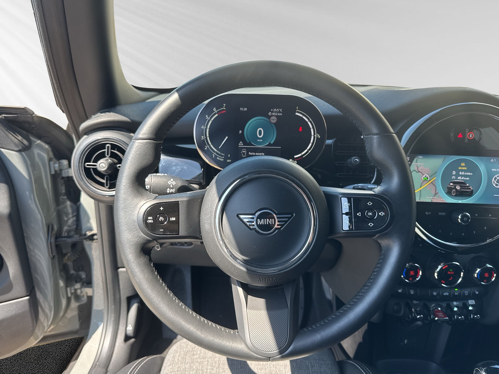 MINI Cooper Camden Edition Steptronic DKG-image-4