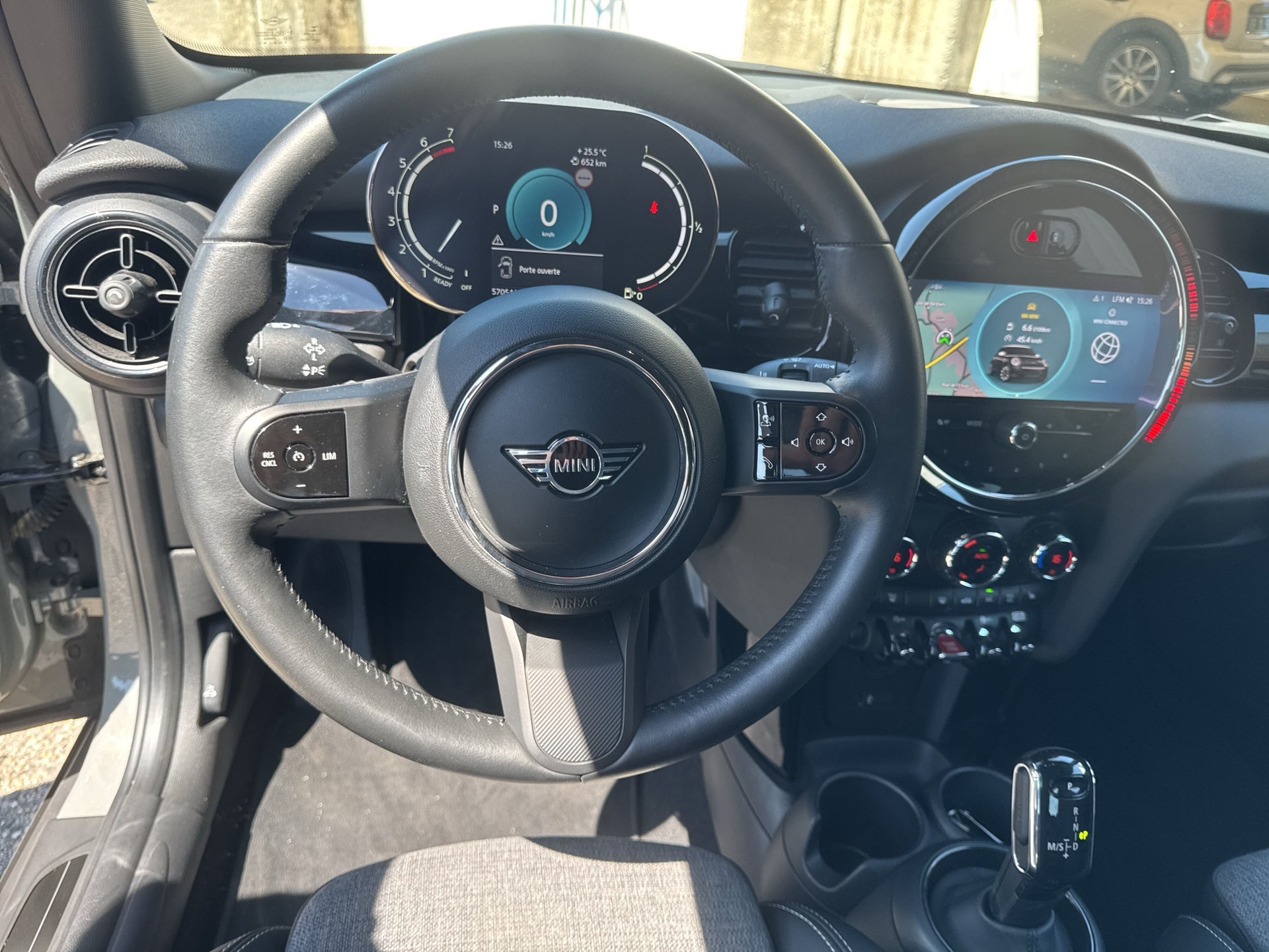 MINI Cooper Camden Edition Steptronic DKG-image-11