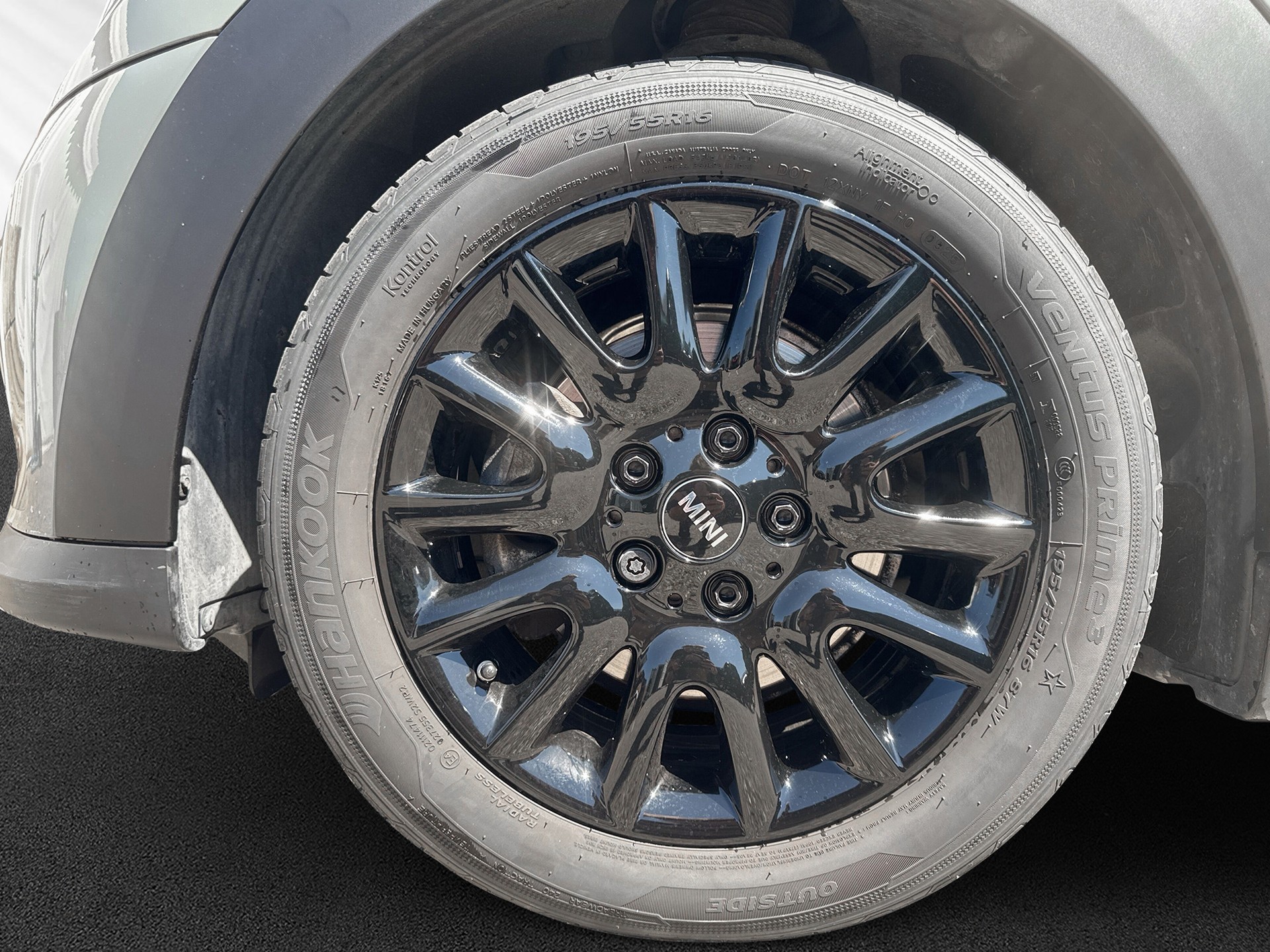 MINI Cooper Camden Edition Steptronic DKG-image-8
