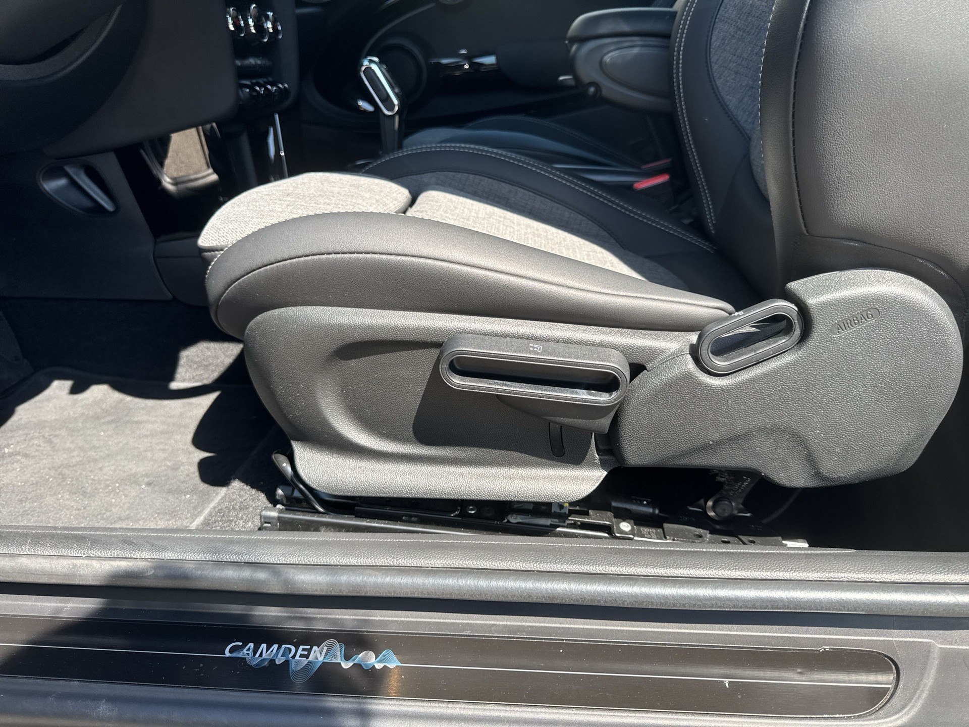 MINI Cooper Camden Edition Steptronic DKG-image-18