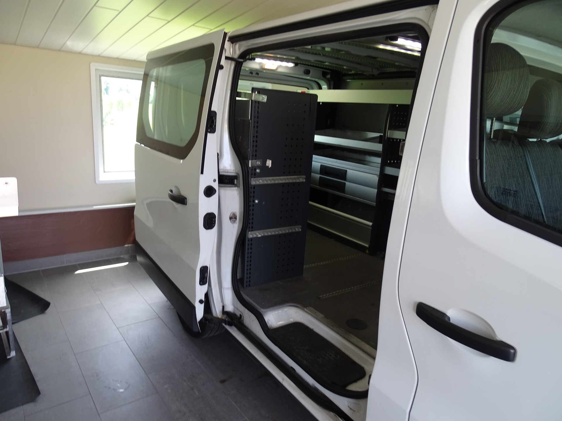 OPEL Vivaro 1.6 BiTurbo CDTI ecoFLEX 2.9t L1H1-image-3