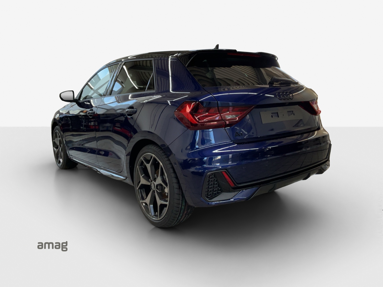 AUDI A1 Sportback 40 TFSI S Line S-tronic-image-2