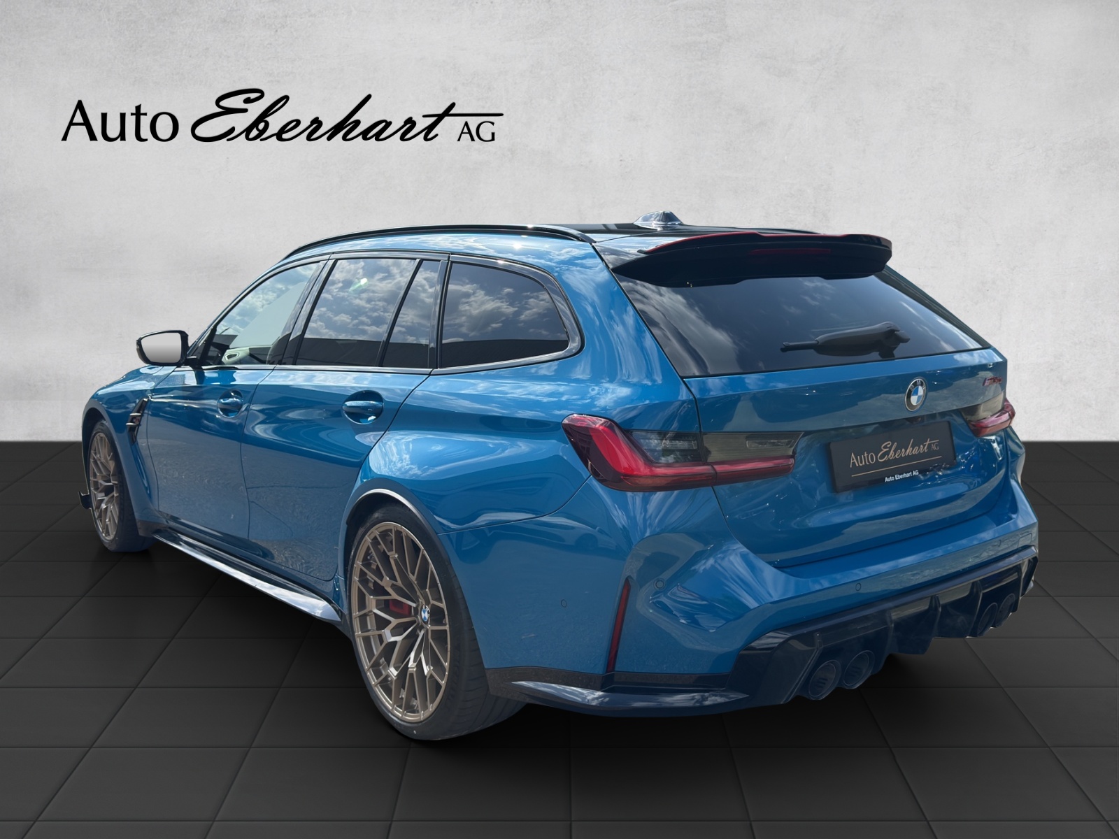 BMW M3 CS Touring xDrive Laguna Seca Blue-image-1