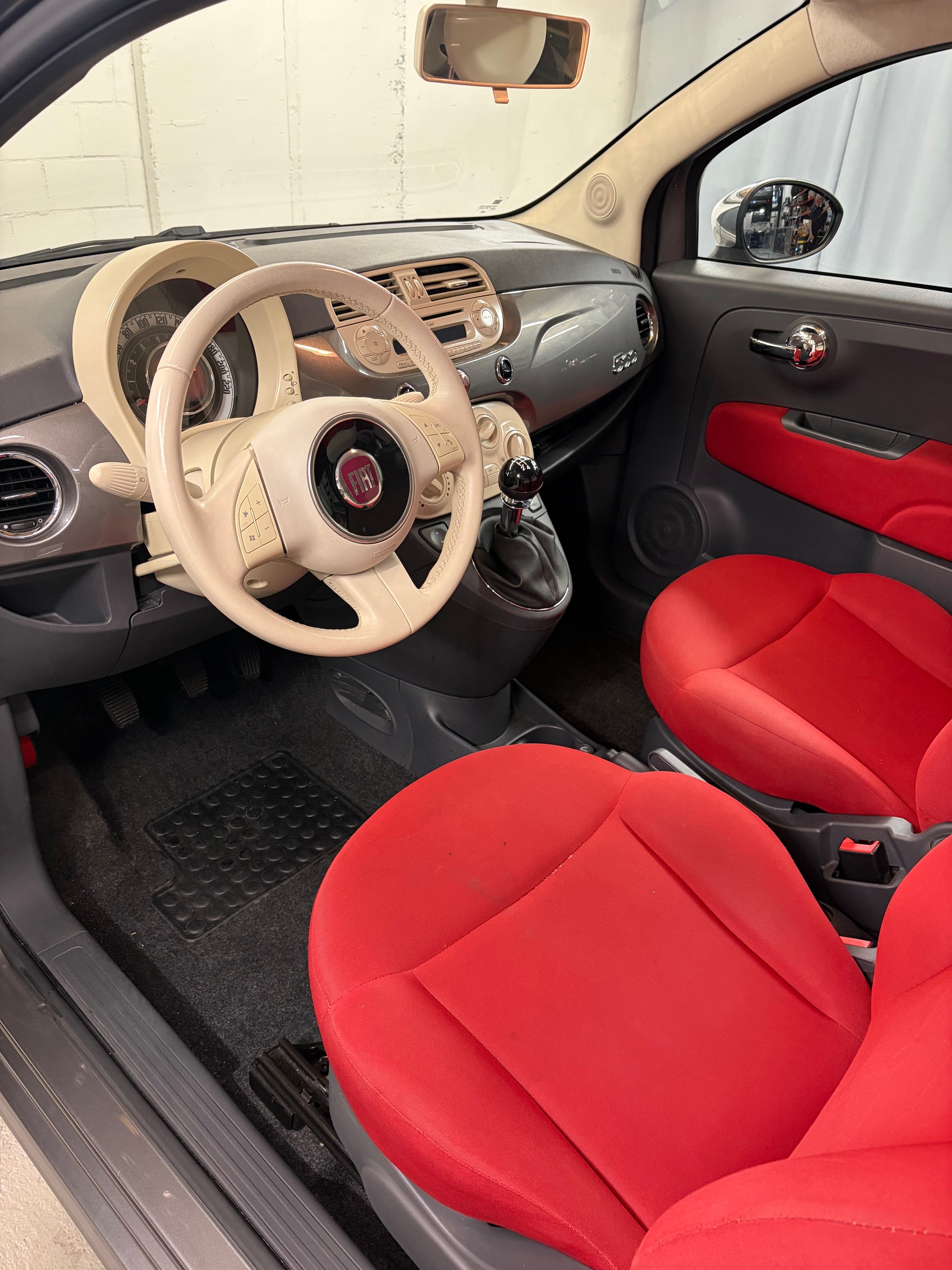 FIAT 500 1.2 Lounge-image-6