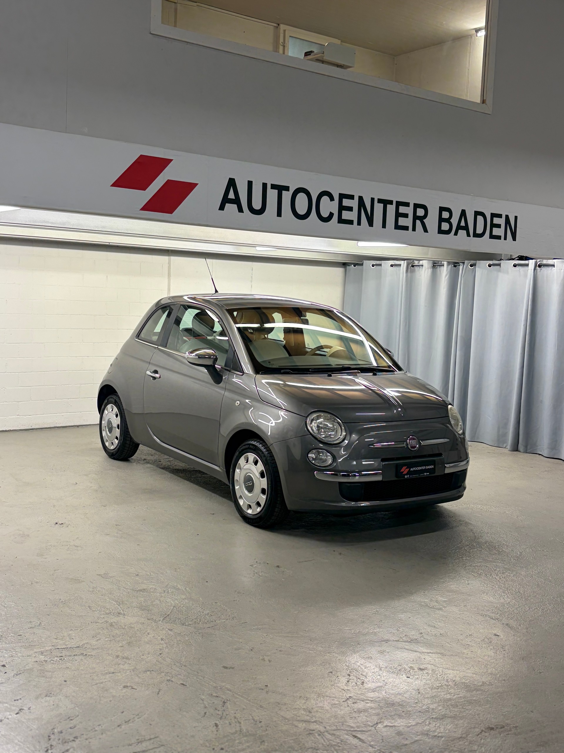 FIAT 500 1.2 Lounge-showroom-element-2
