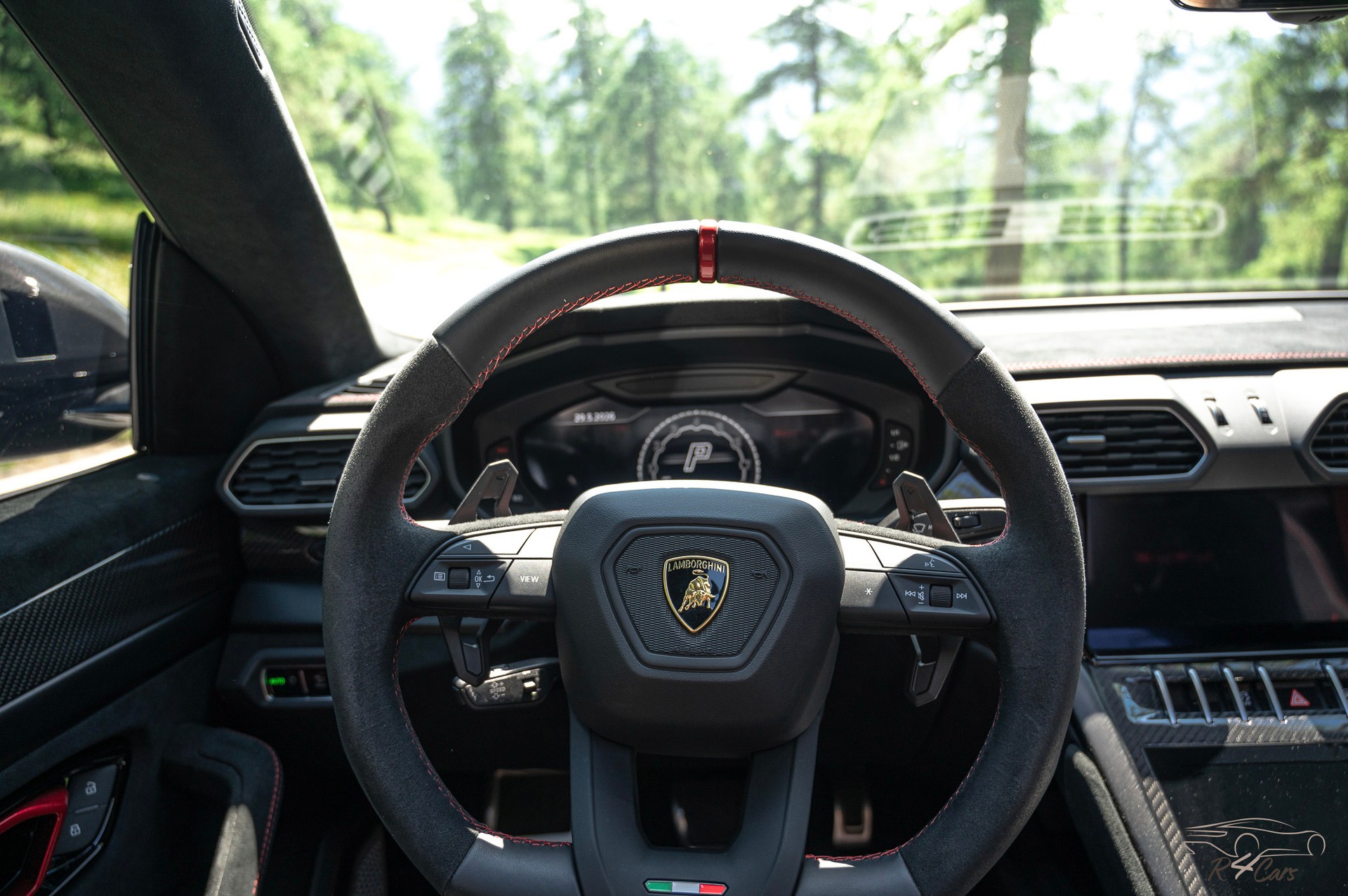LAMBORGHINI Performante-image-11