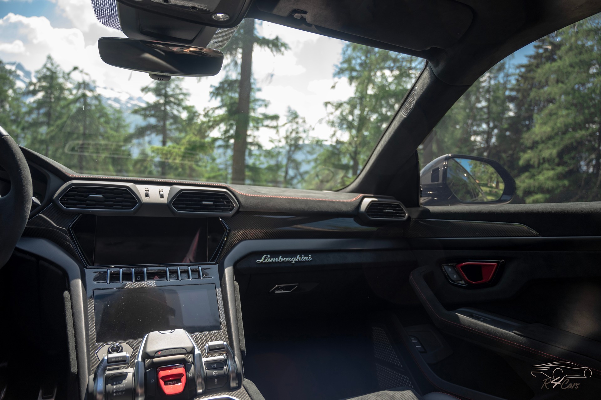 LAMBORGHINI Performante-image-12