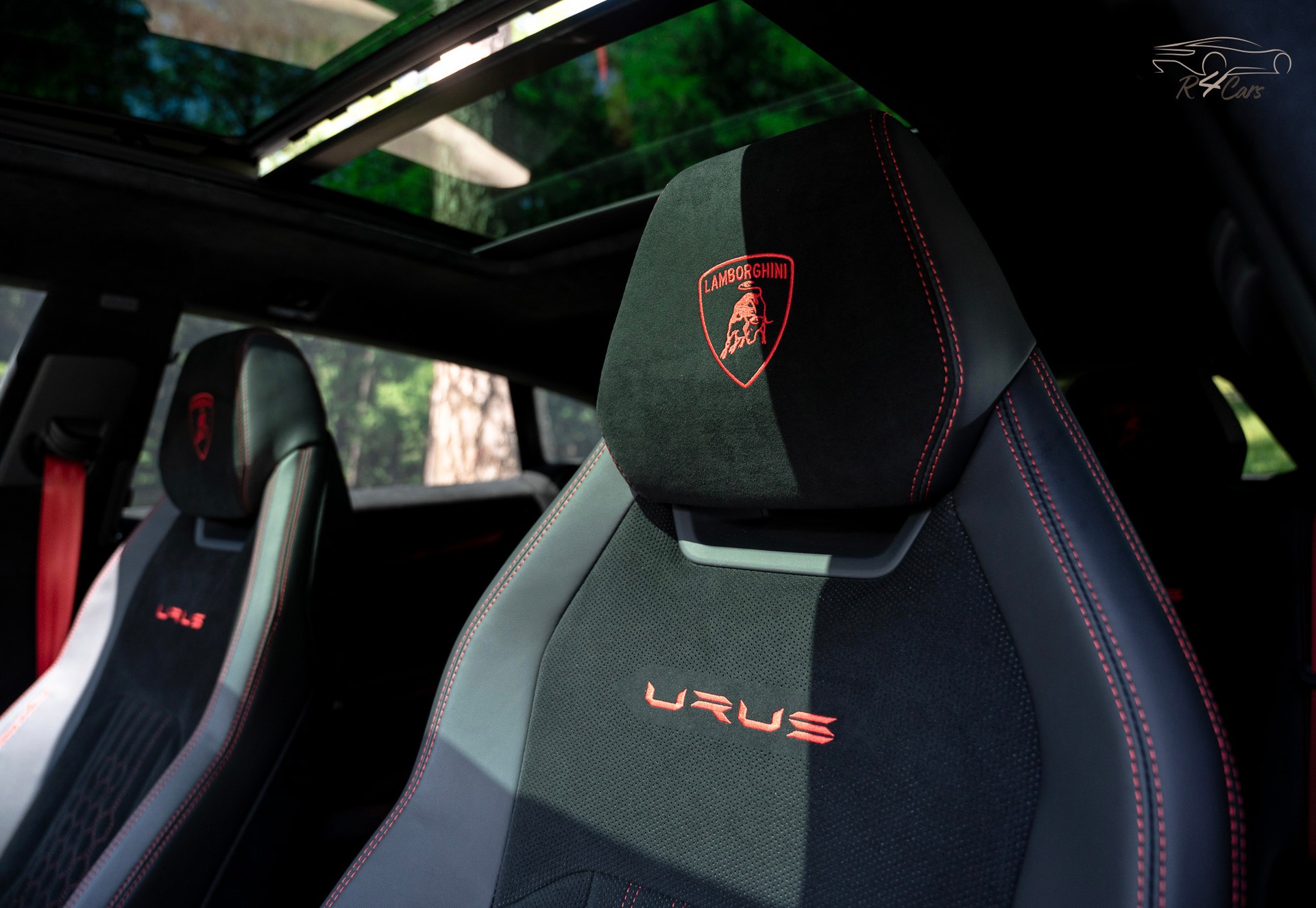 LAMBORGHINI Performante-image-13