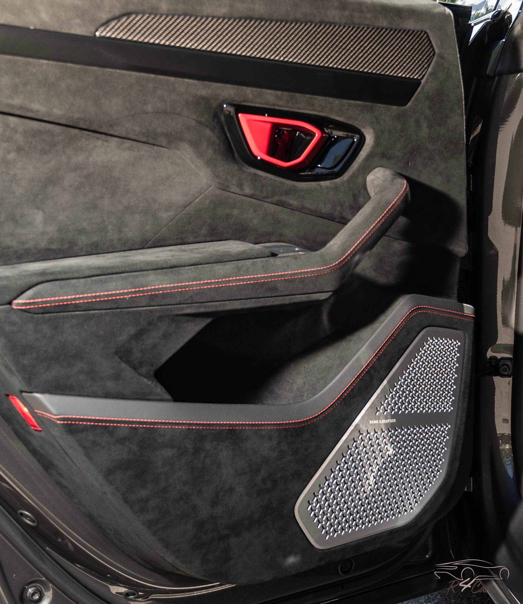 LAMBORGHINI Performante-image-15