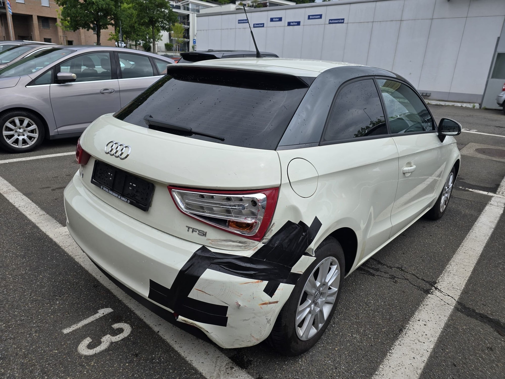AUDI A1 1.2 TFSI Ambition-image-15